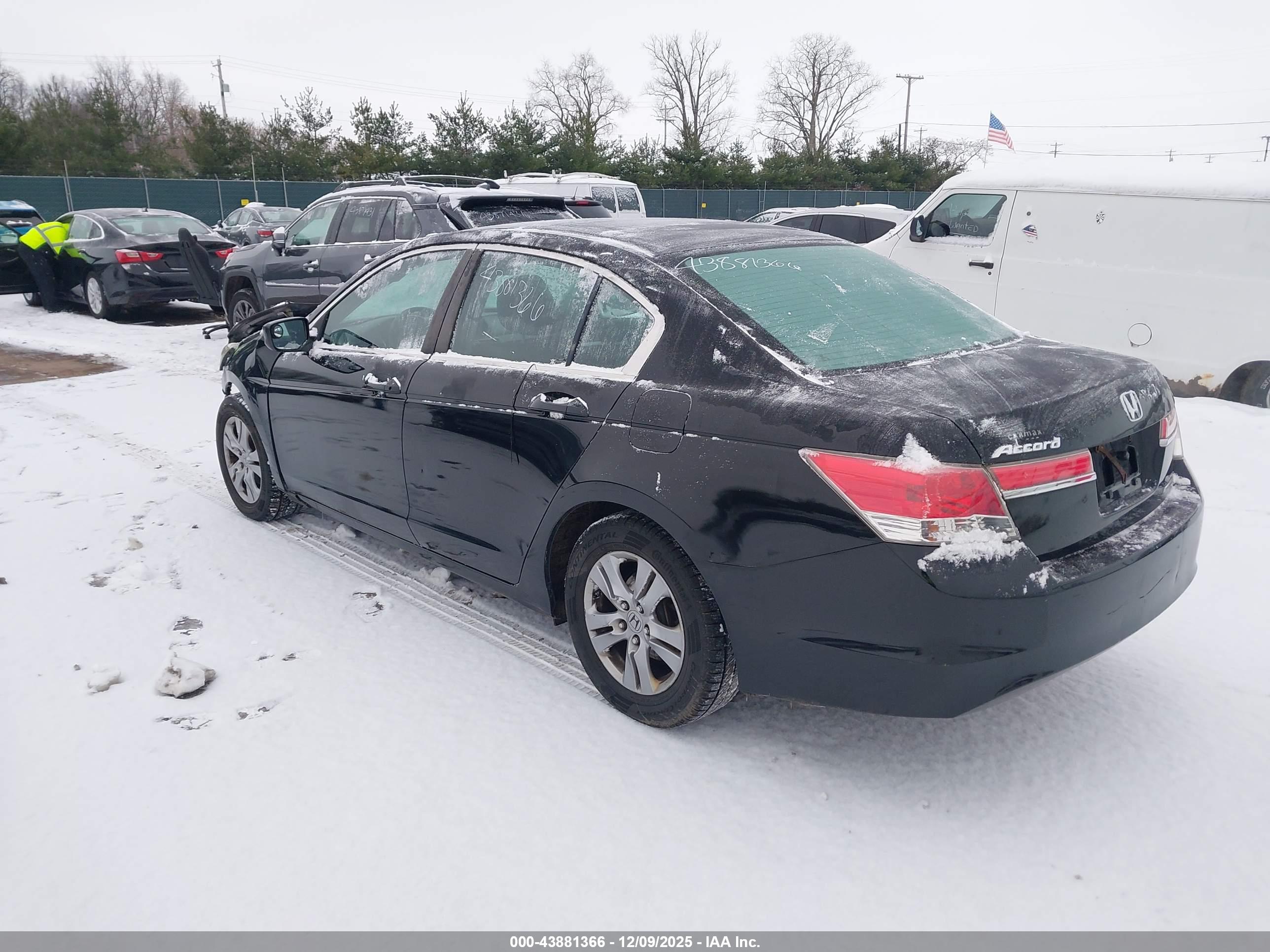 HONDA ACCORD image 3