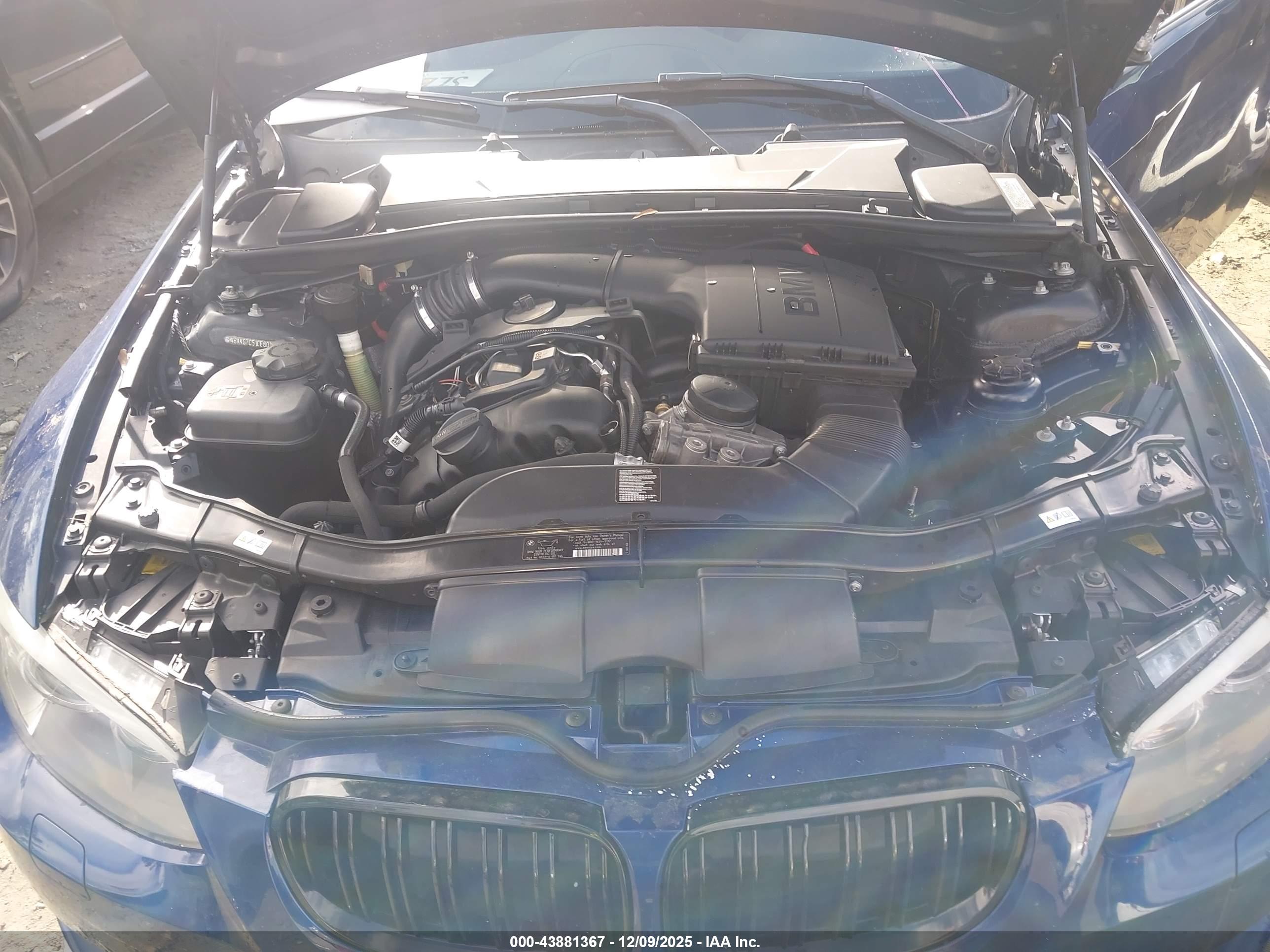 BMW 335I image 10