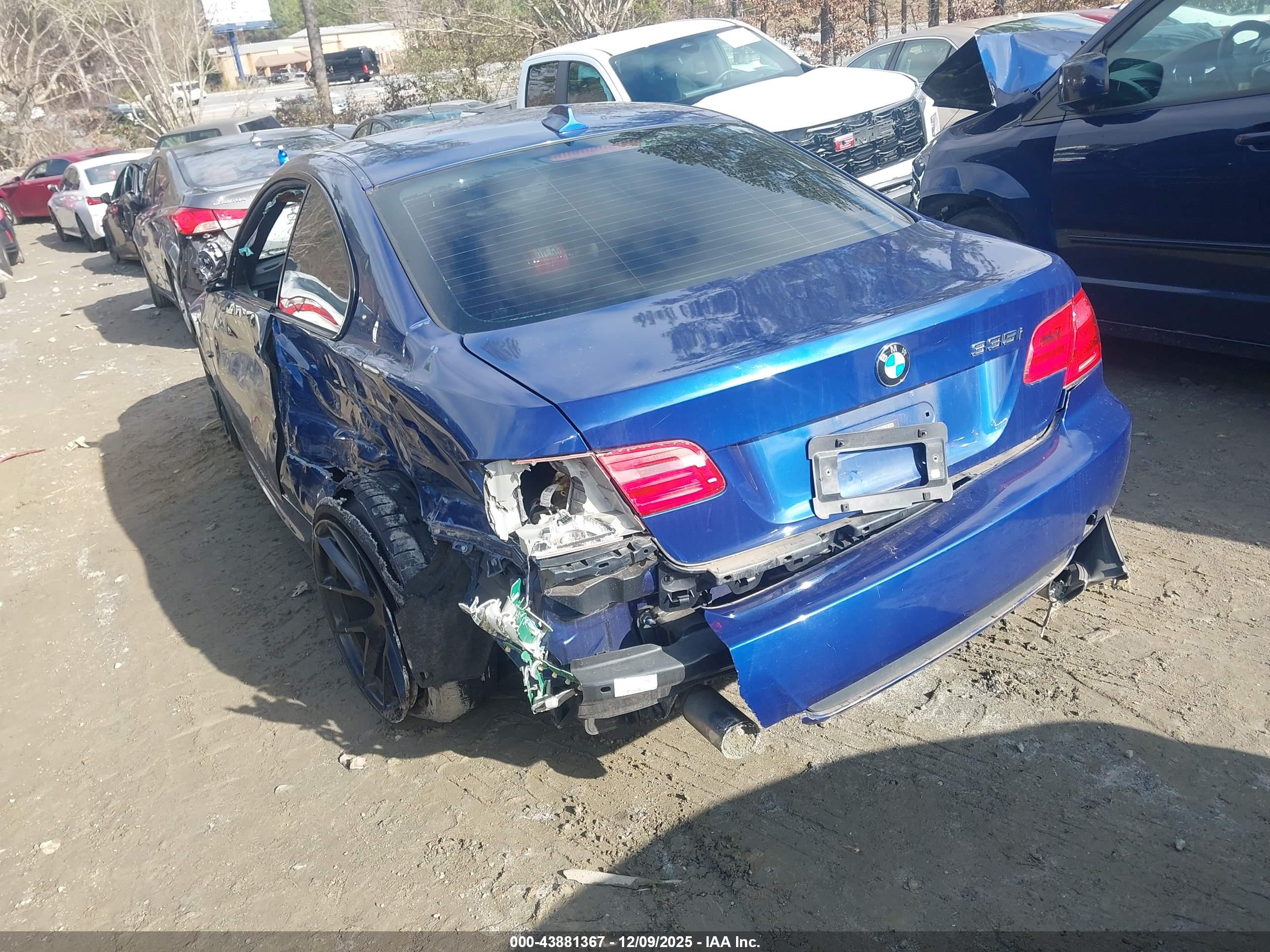 BMW 335I image 3