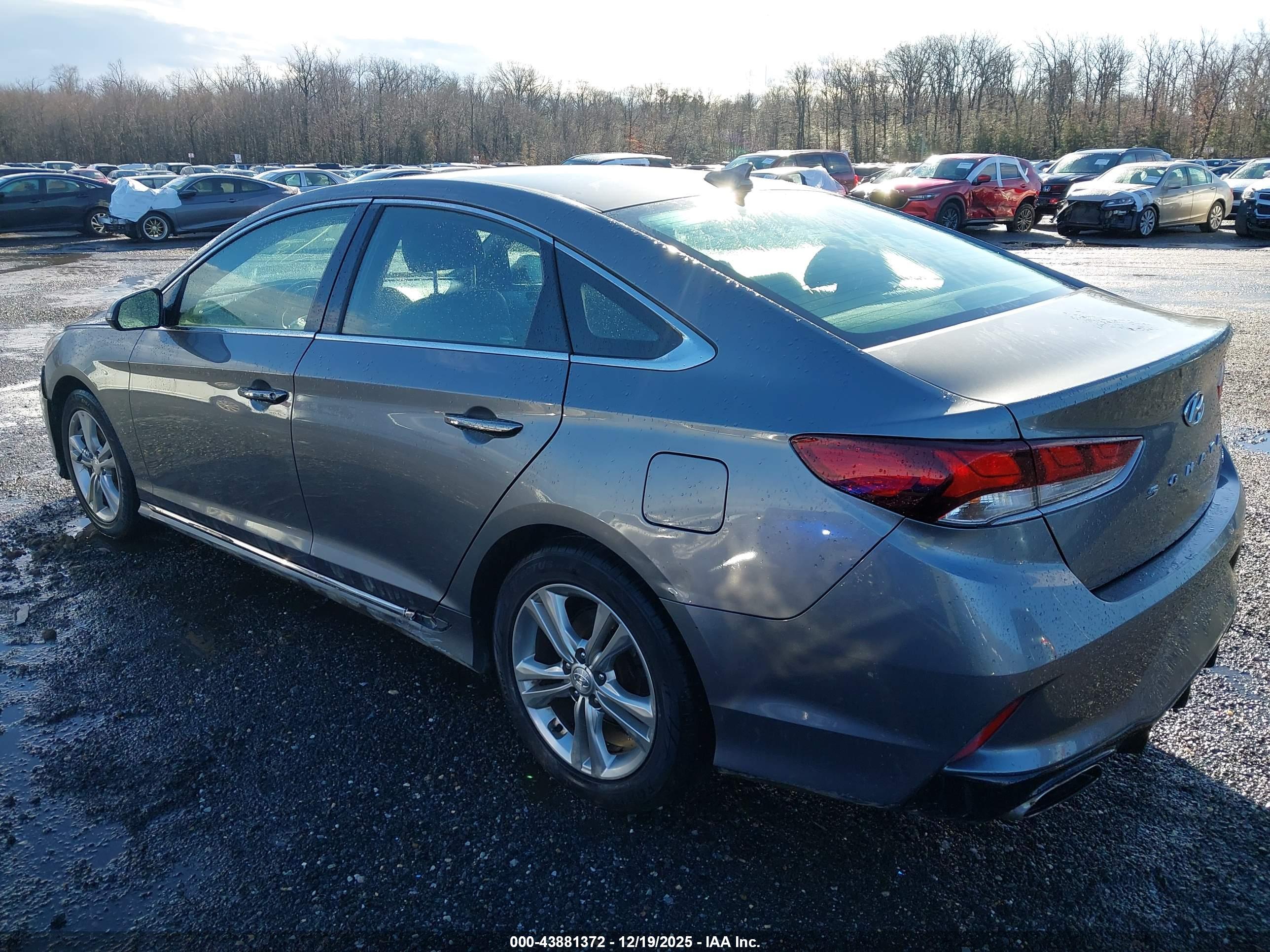 HYUNDAI SONATA image 3