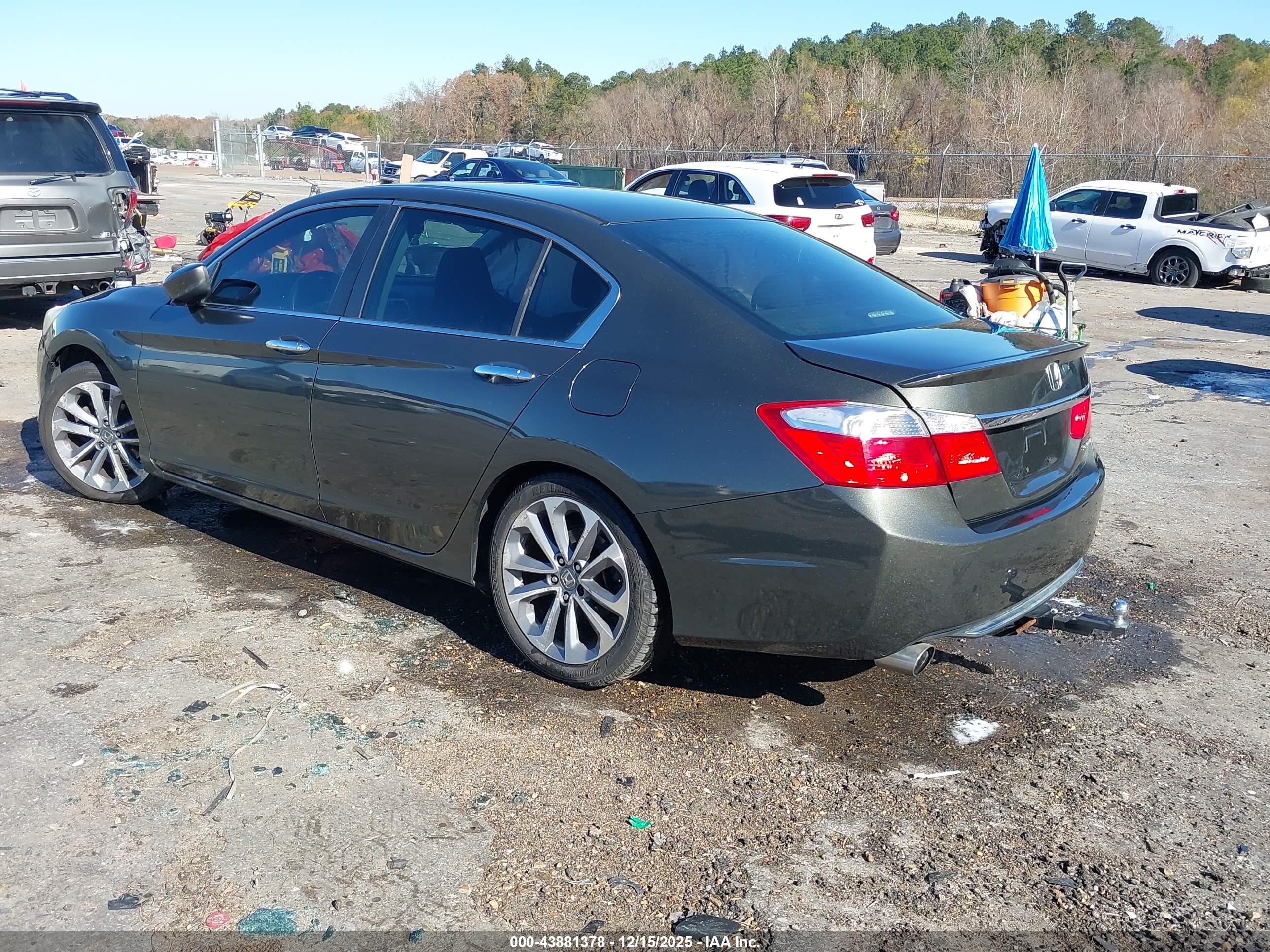 HONDA ACCORD image 3