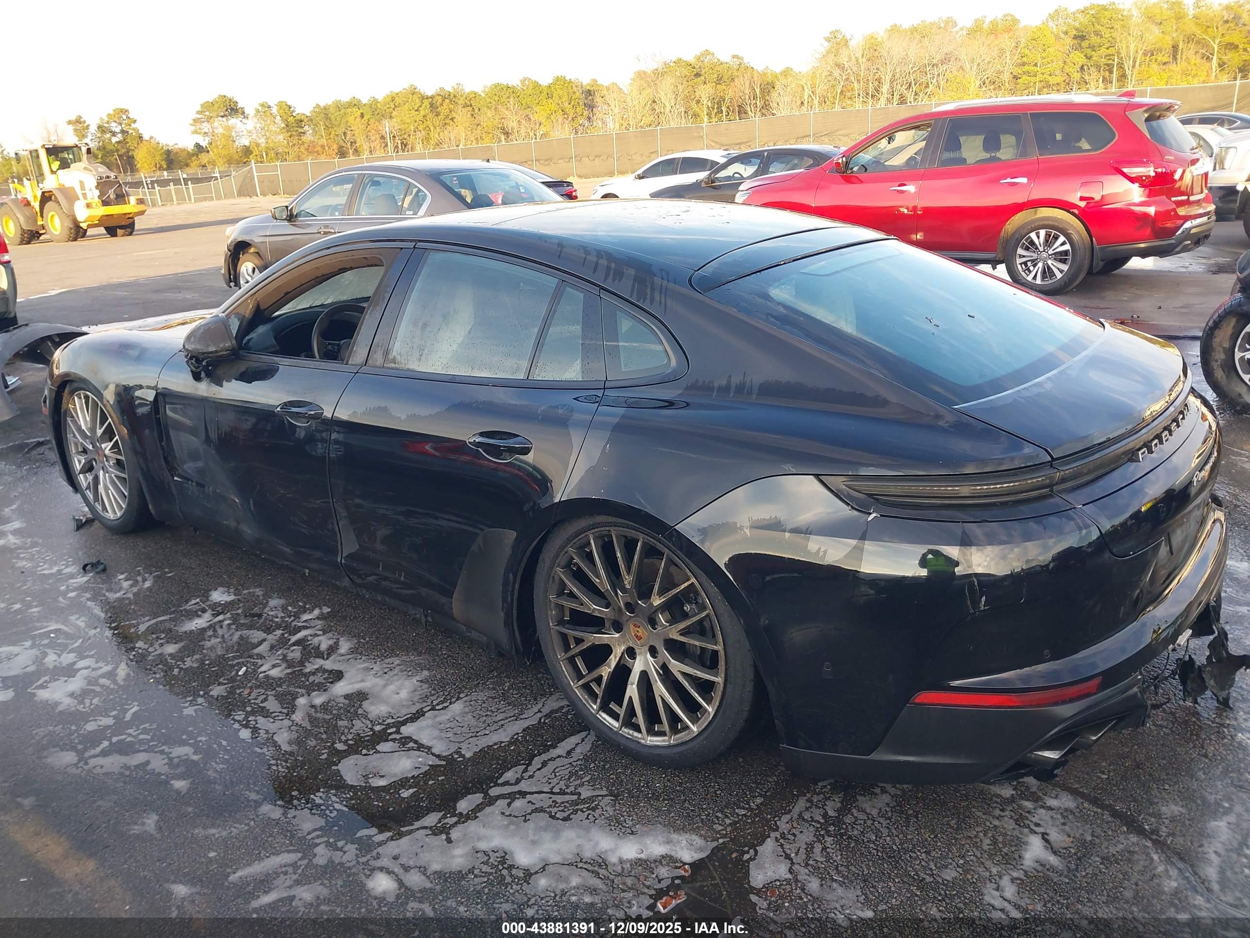 PORSCHE PANAMERA image 3