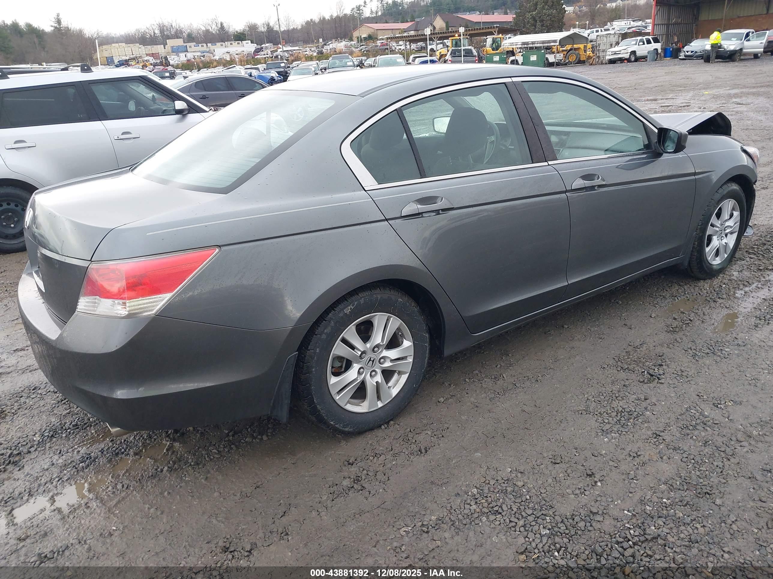 HONDA ACCORD image 4