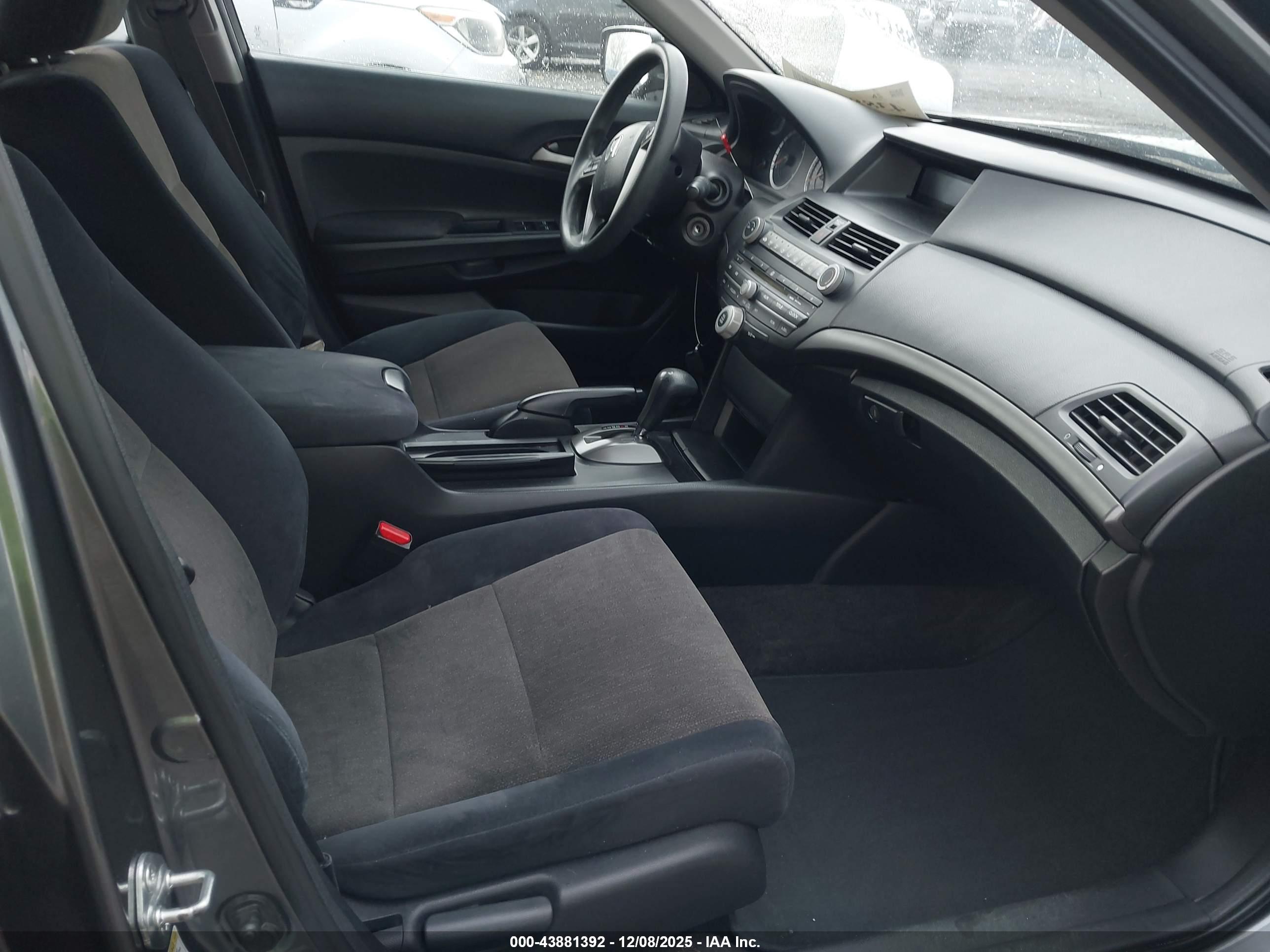 HONDA ACCORD image 5