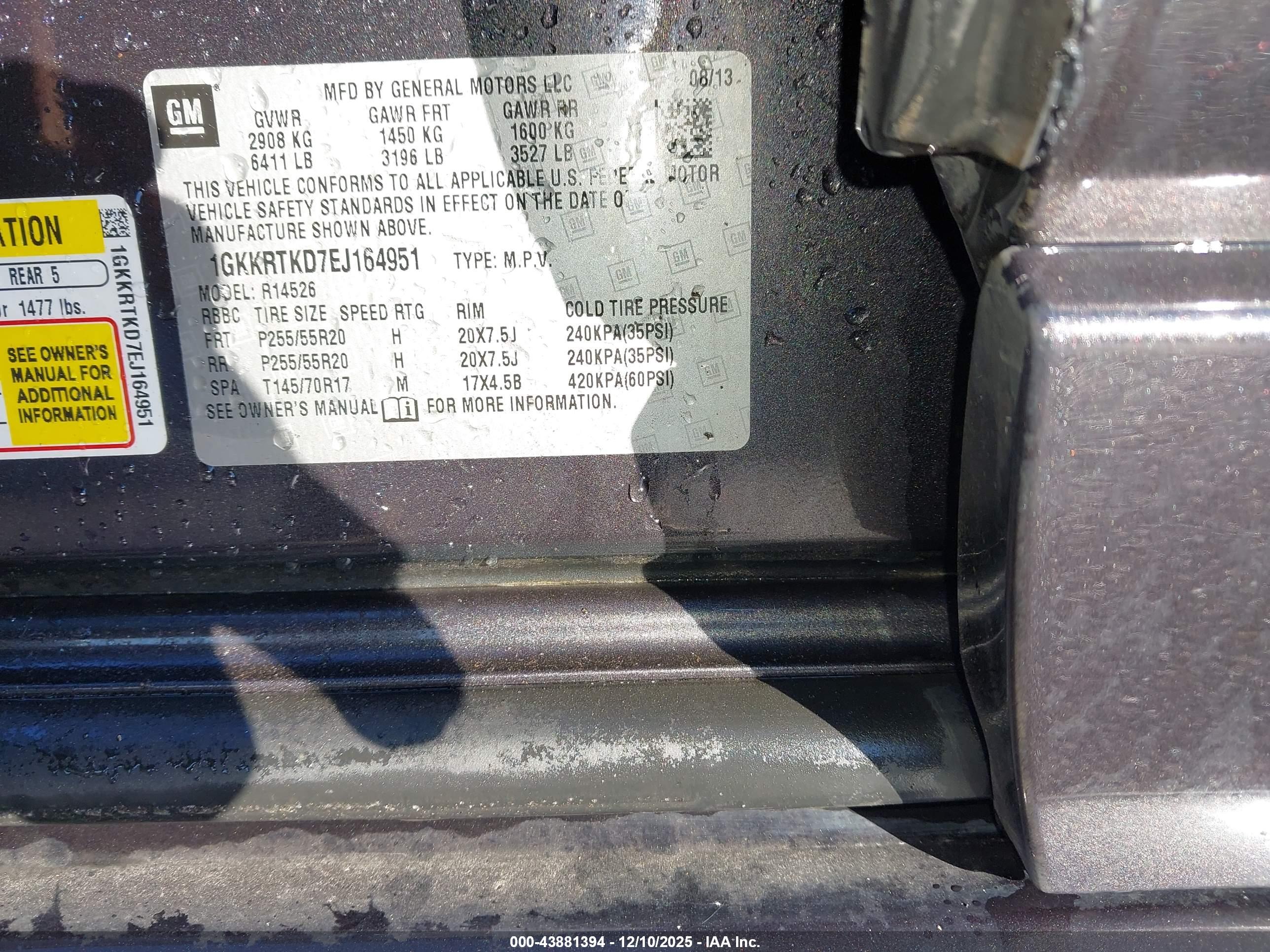 GMC ACADIA image 9