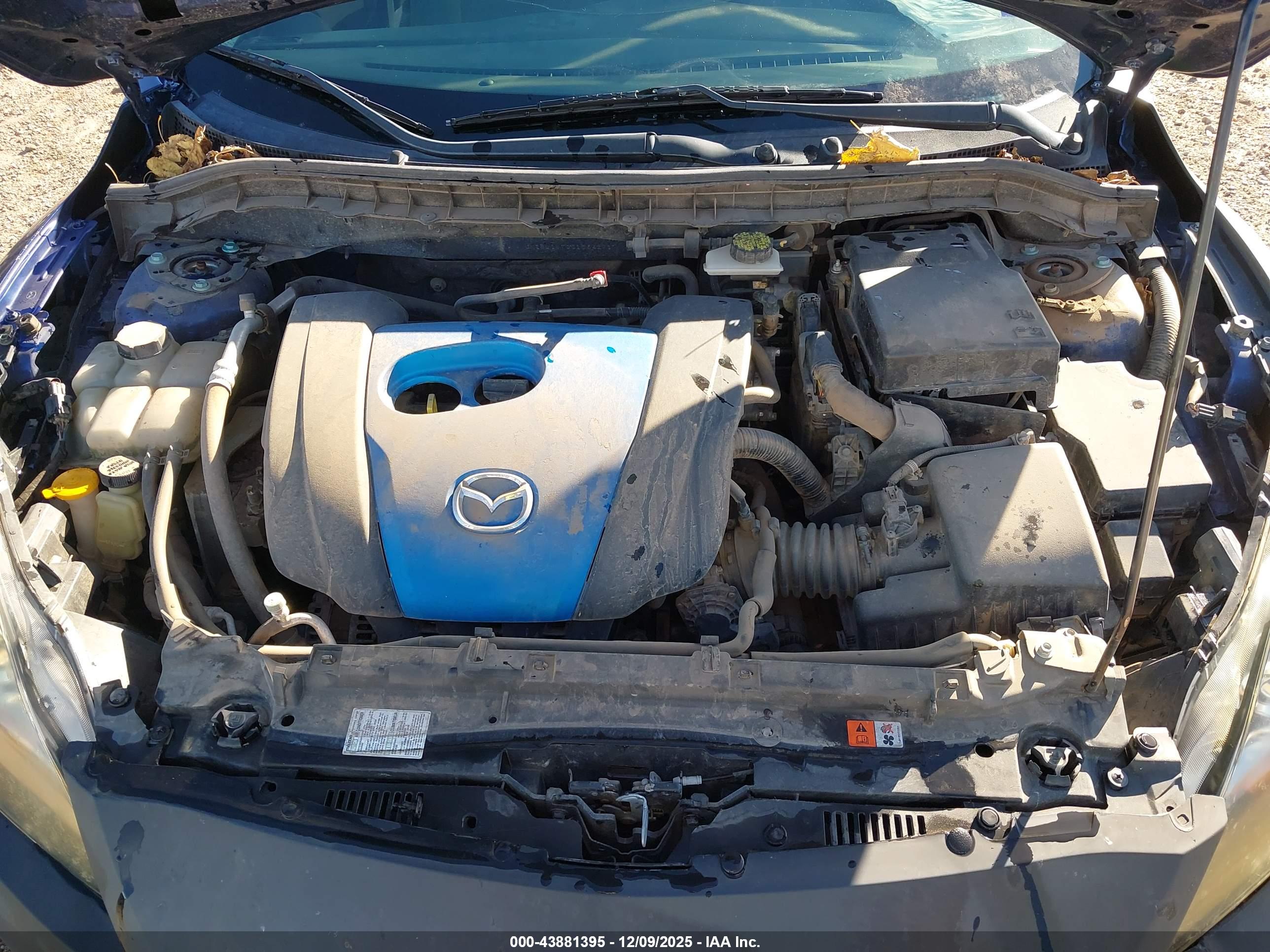 MAZDA MAZDA3 image 10