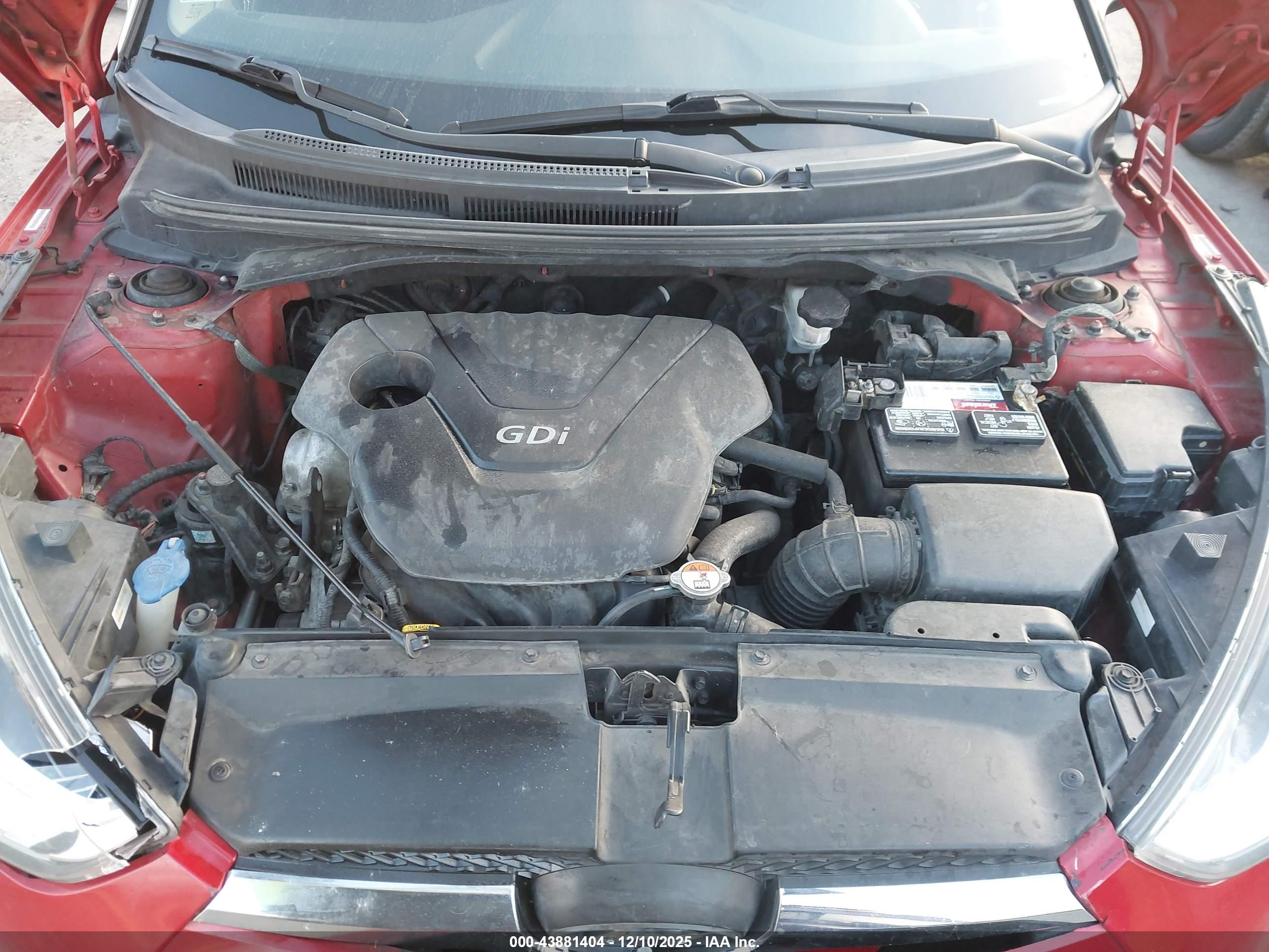 HYUNDAI VELOSTER image 10