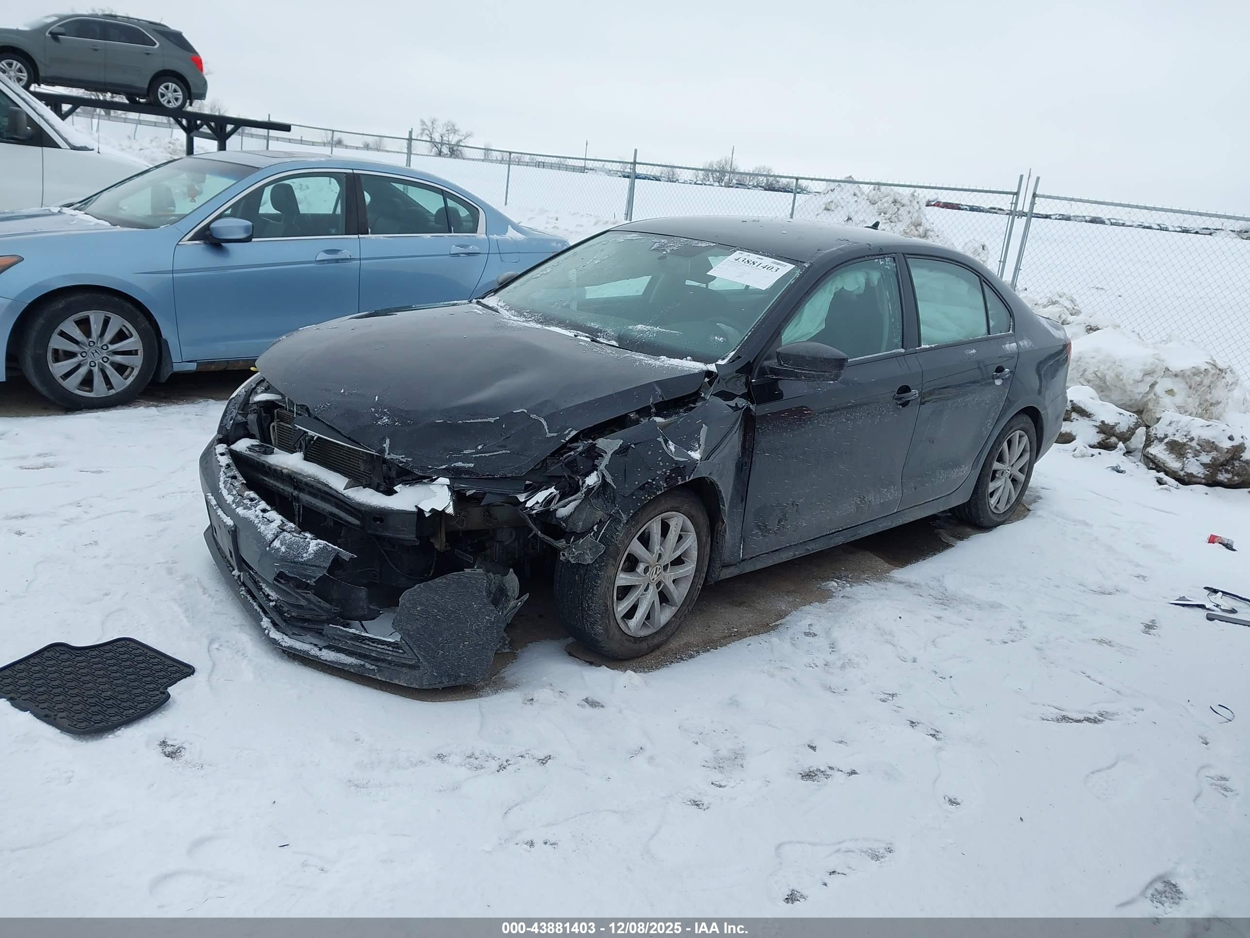 VOLKSWAGEN JETTA image 2
