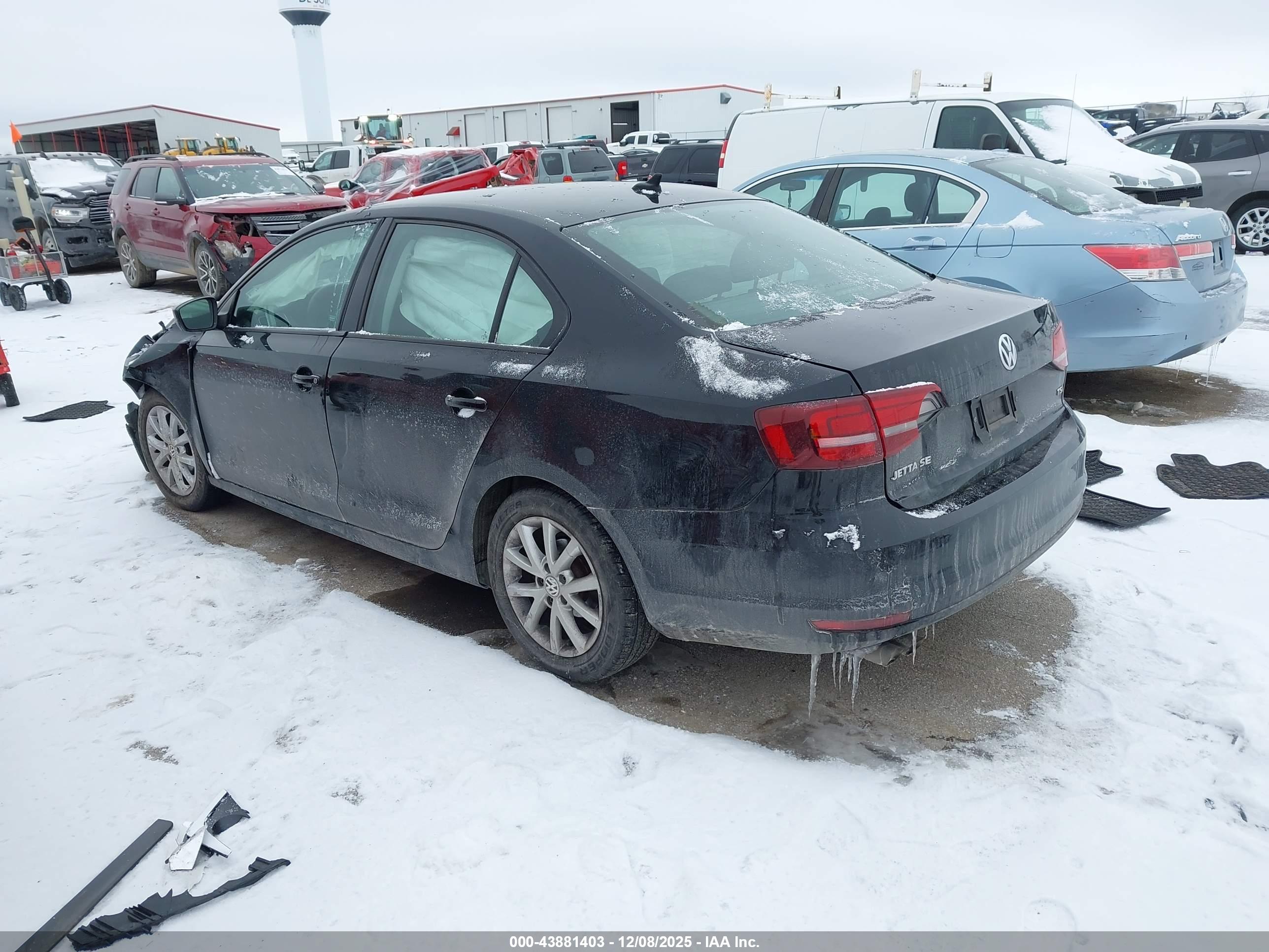 VOLKSWAGEN JETTA image 3
