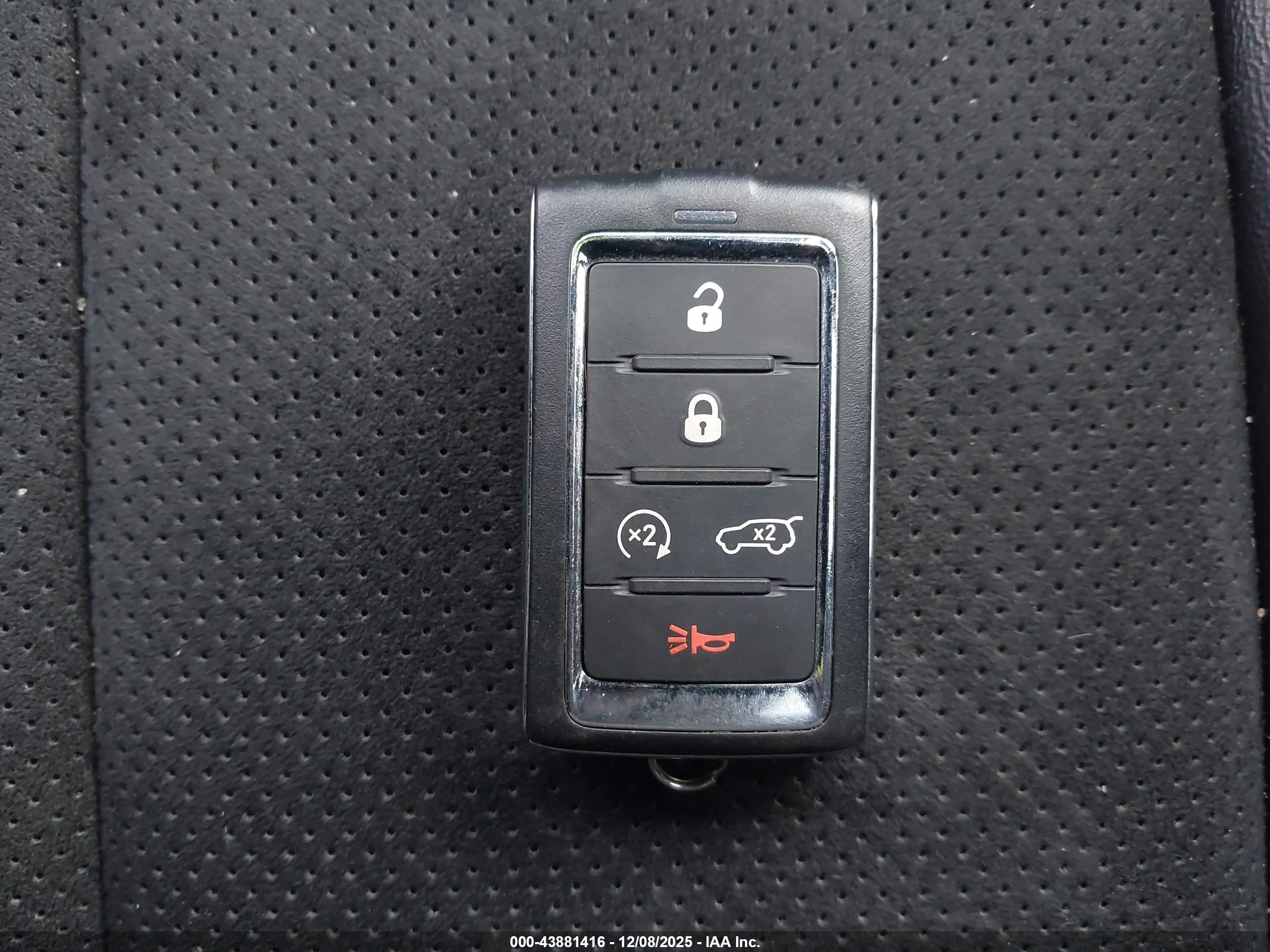 JEEP GRAND image 11