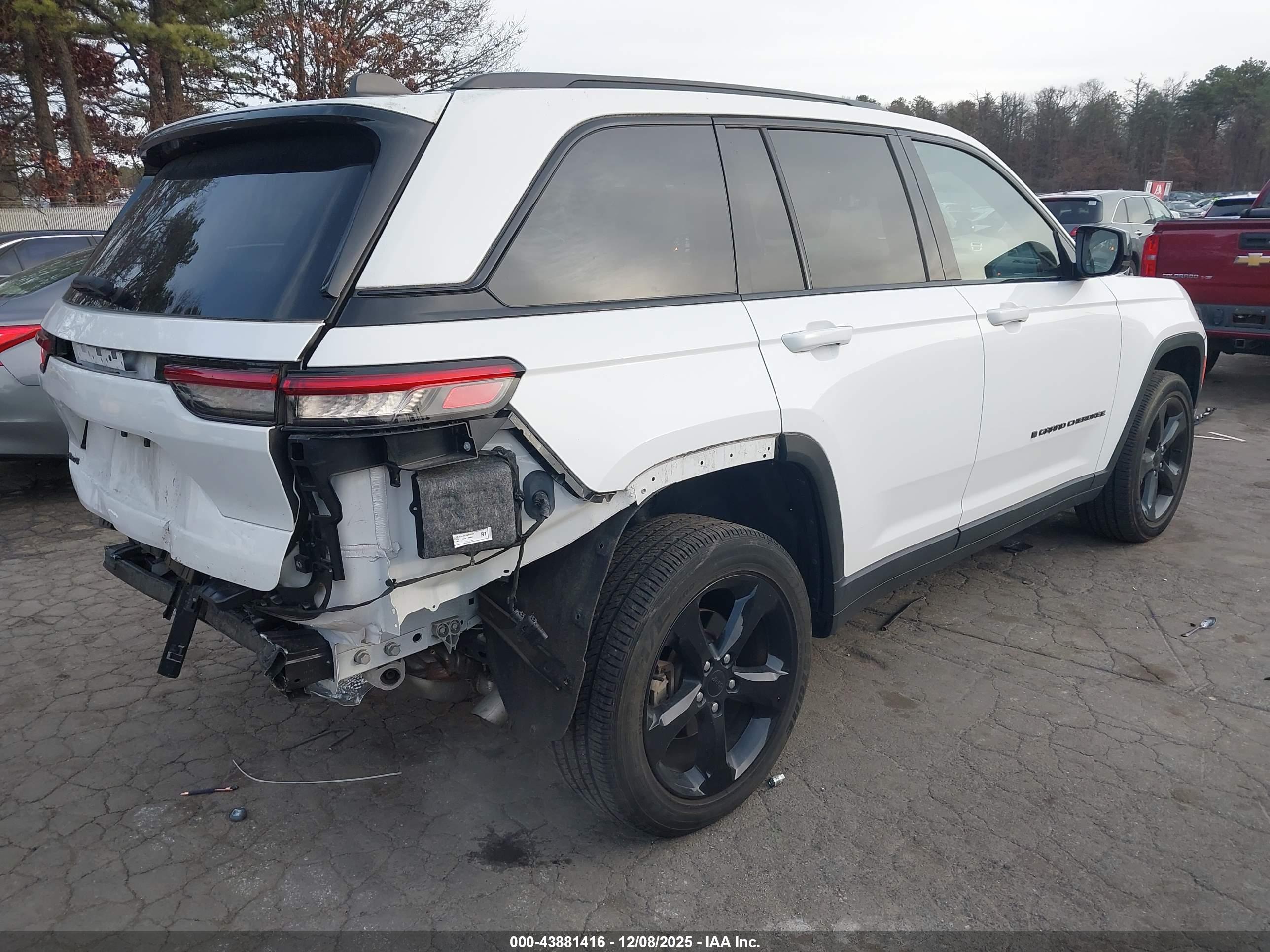 JEEP GRAND image 4