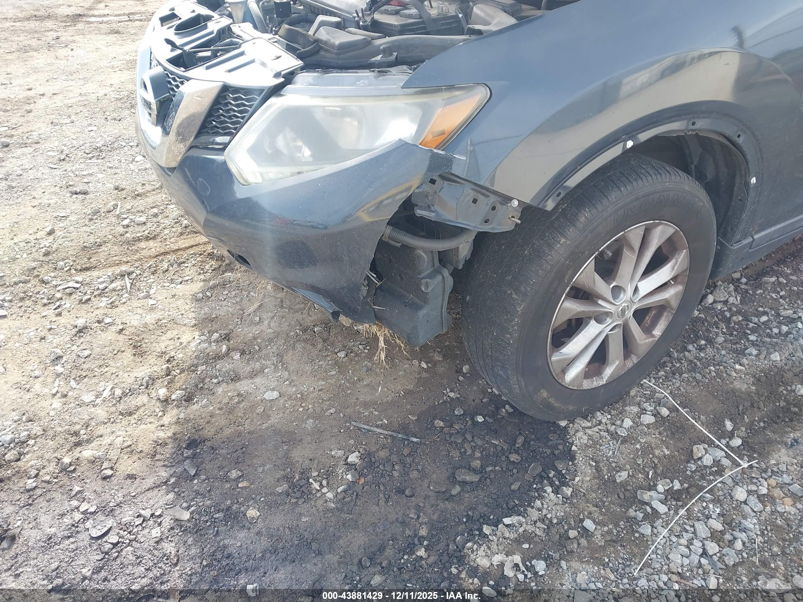 NISSAN ROGUE image 6