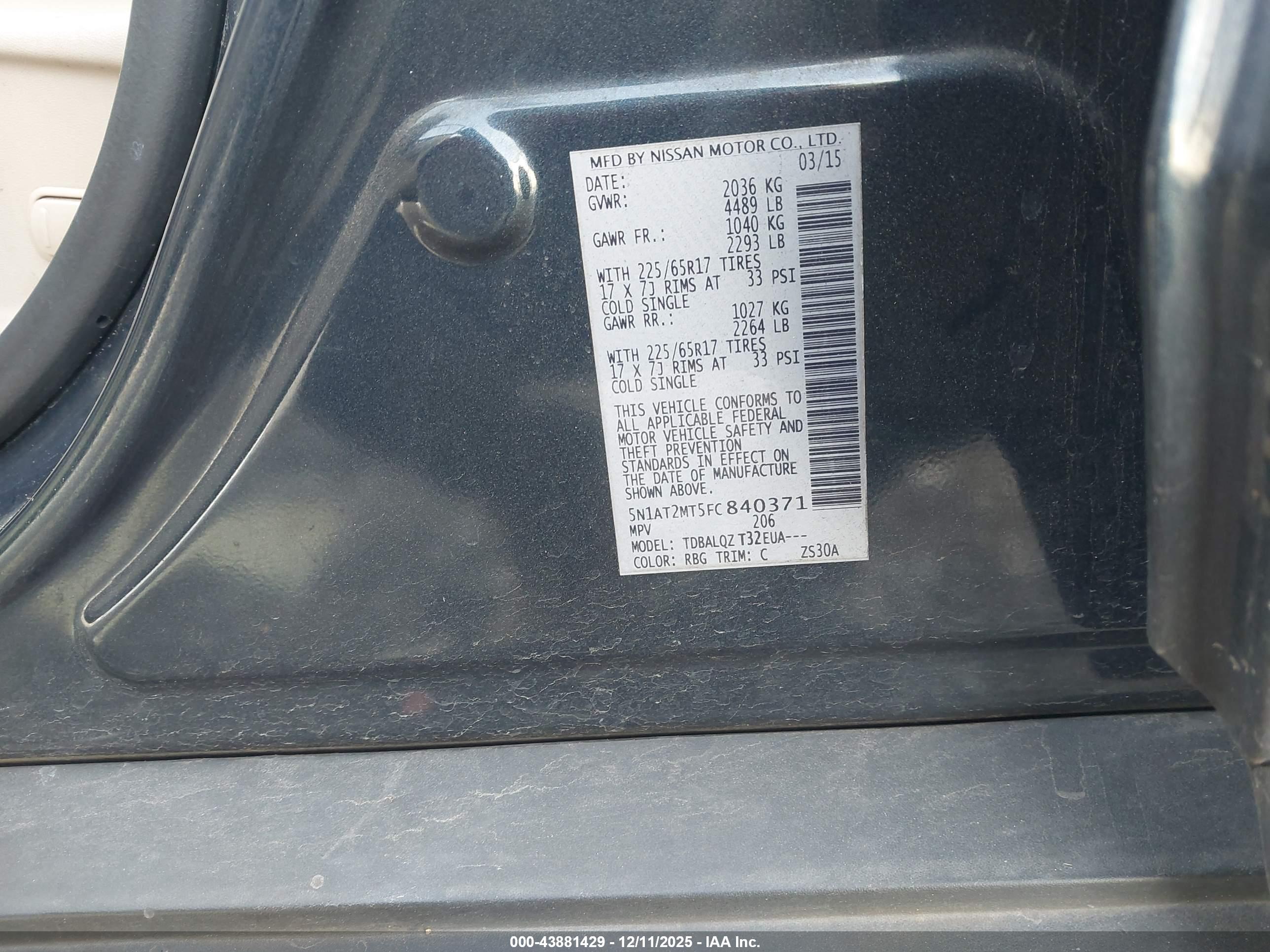 NISSAN ROGUE image 9