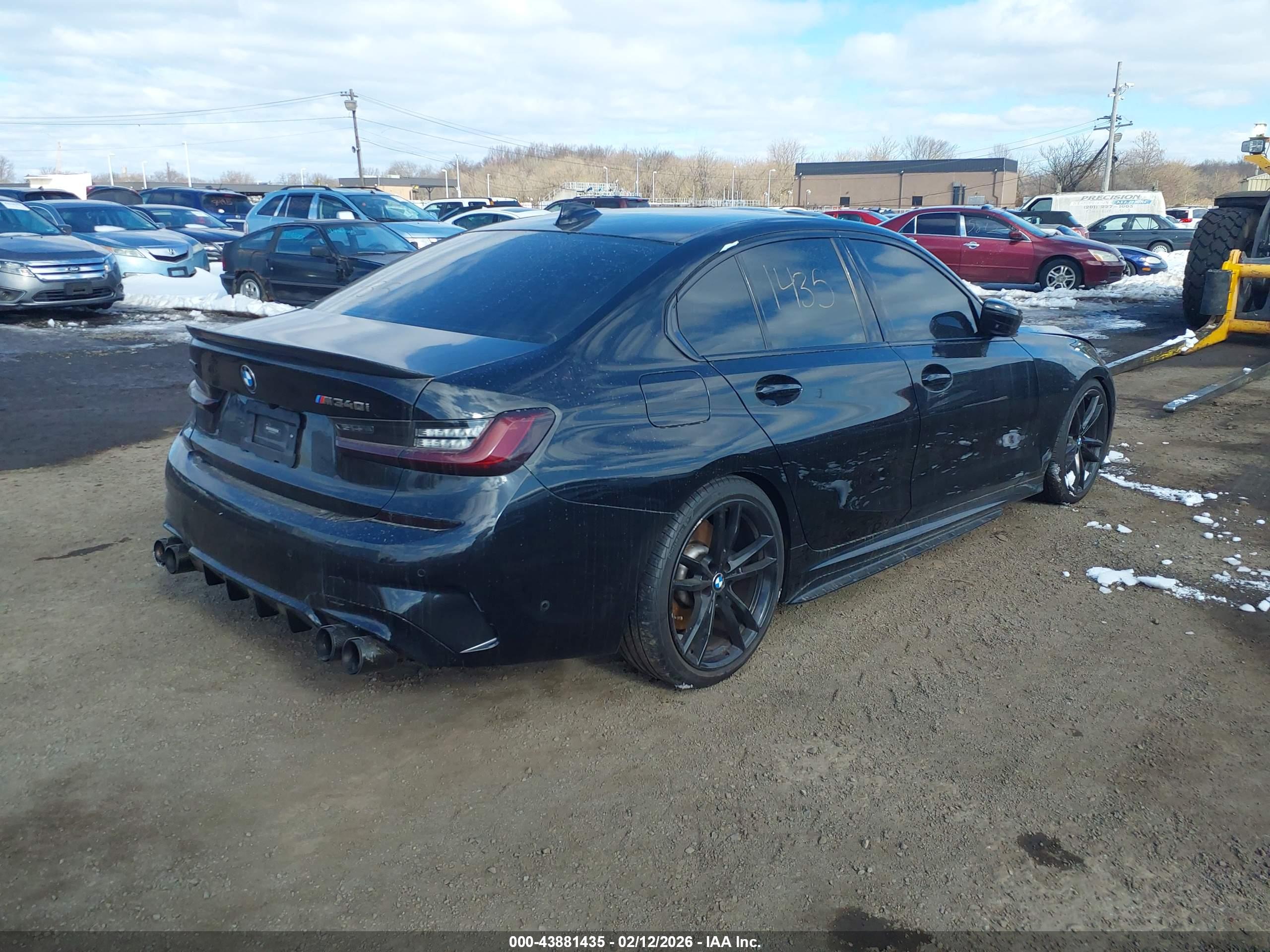 BMW 3 image 4