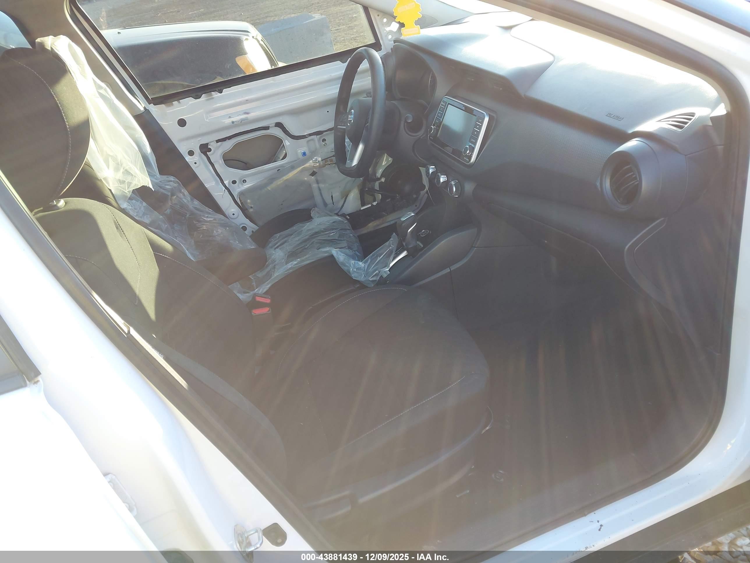 NISSAN KICKS image 5