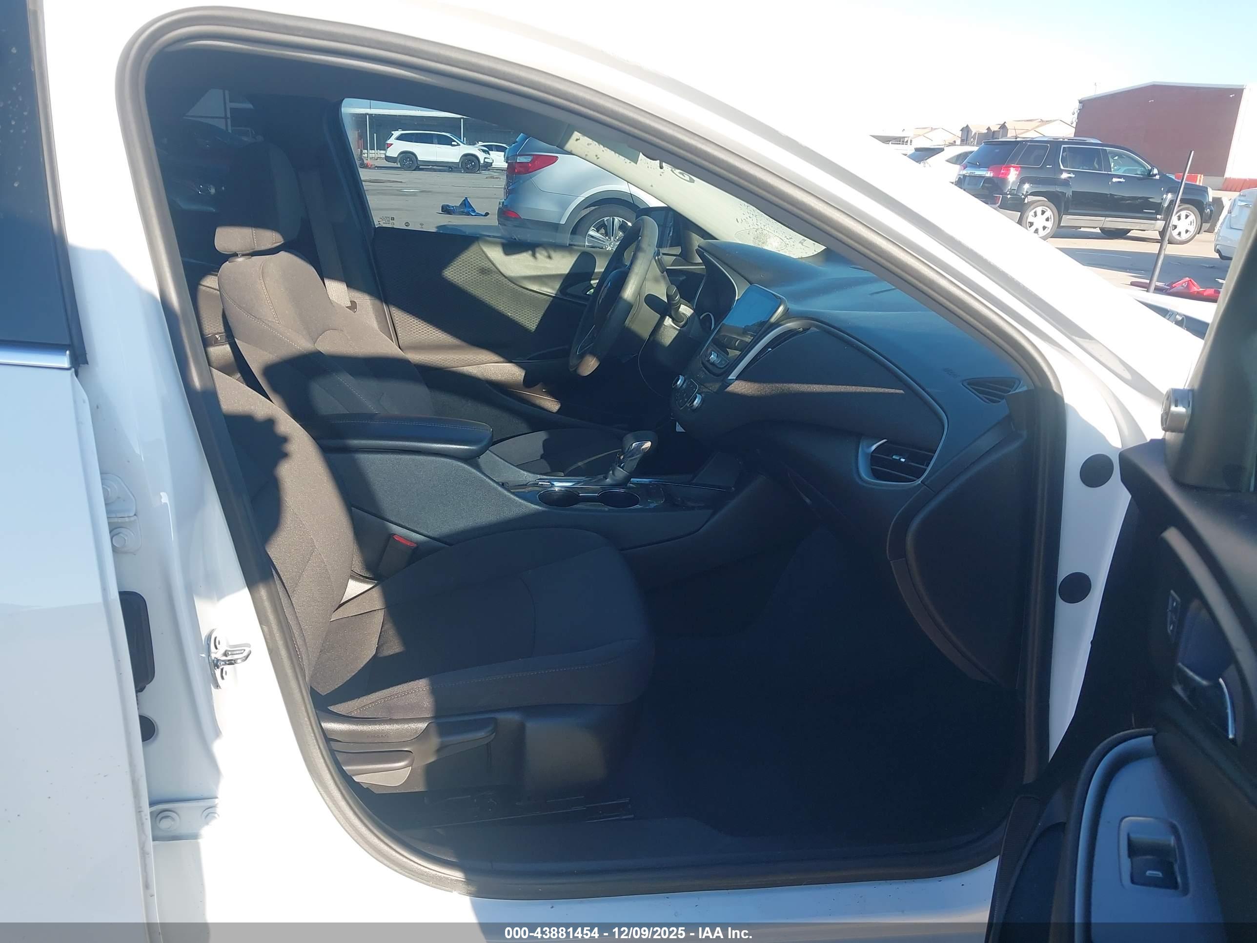 CHEVROLET MALIBU image 5