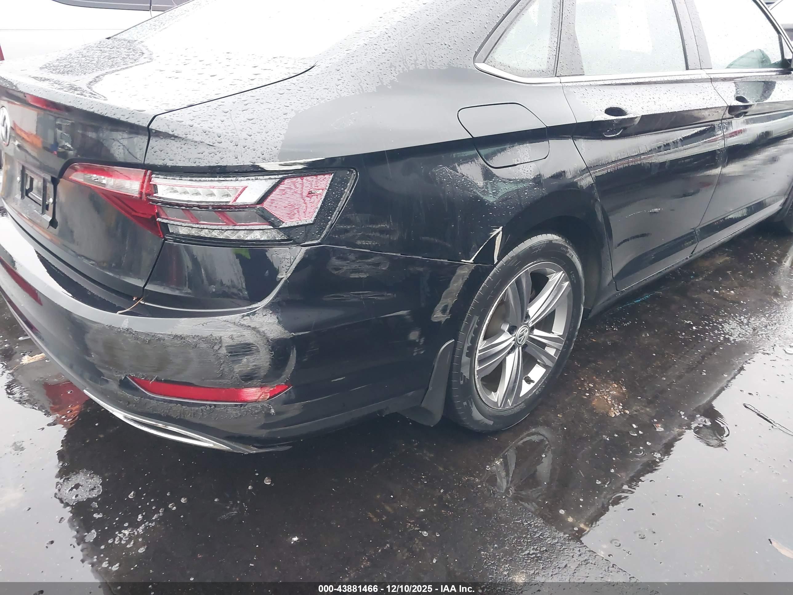 VOLKSWAGEN JETTA image 6