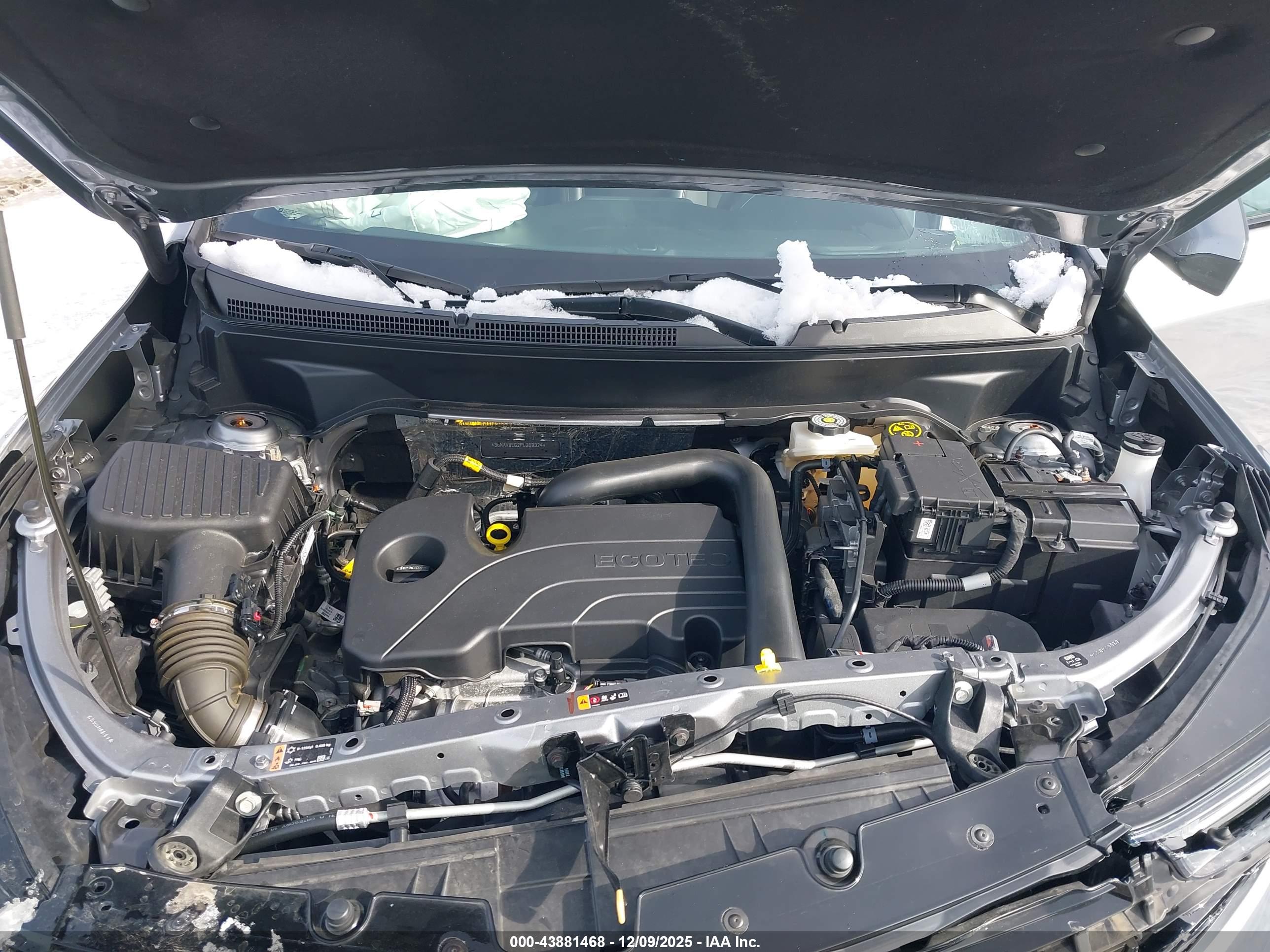 CHEVROLET EQUINOX image 10