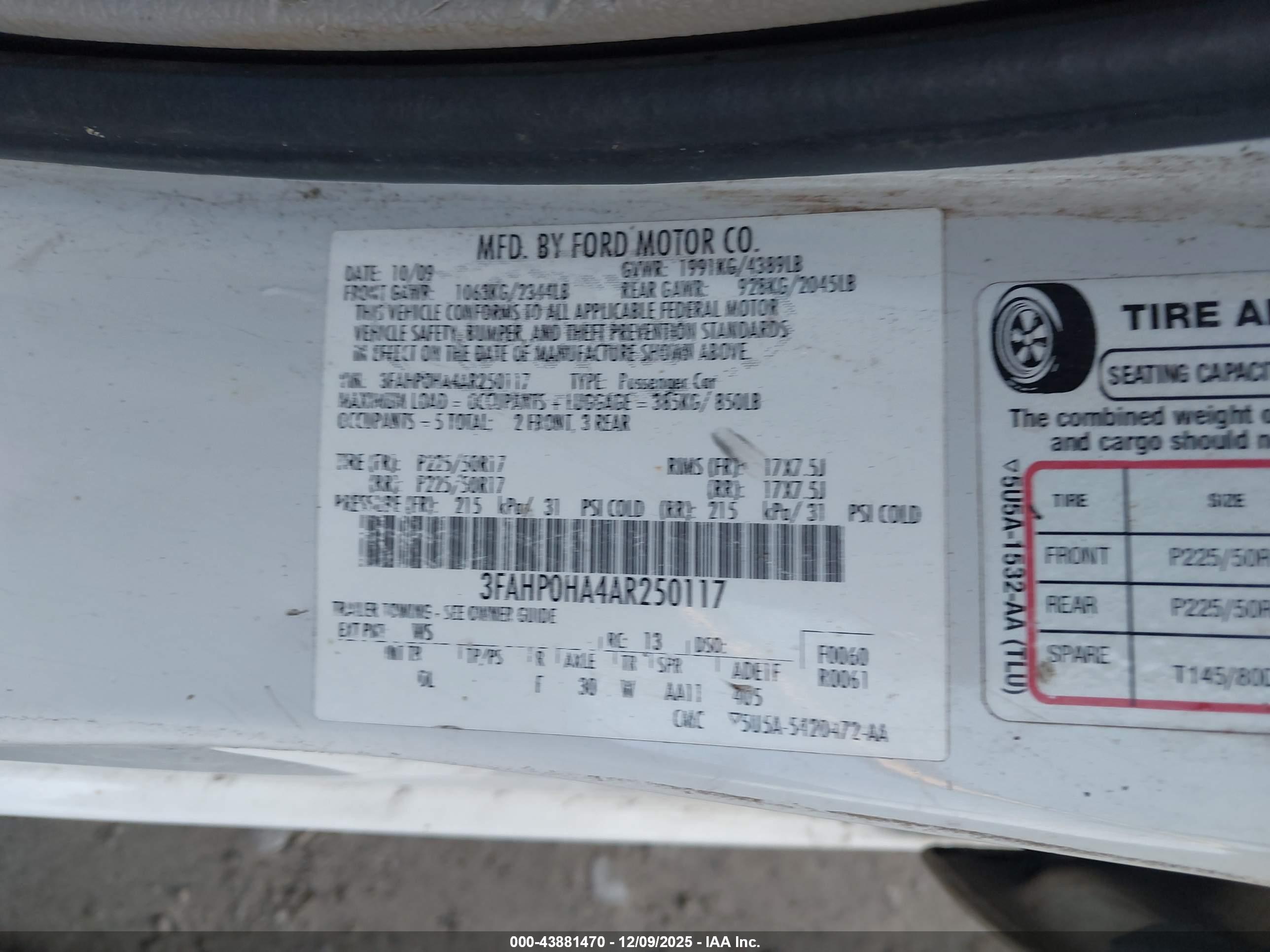 FORD FUSION image 9