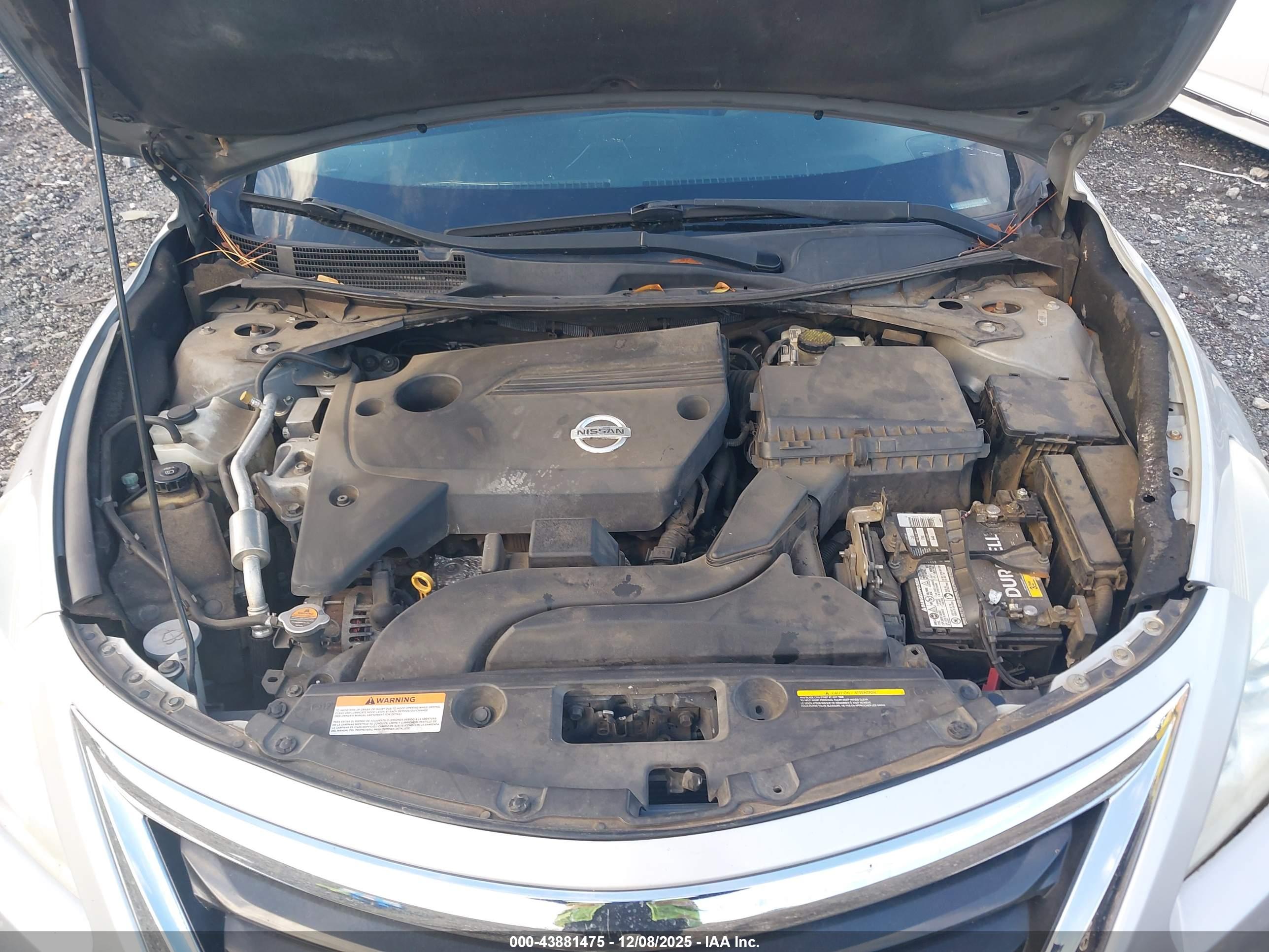 NISSAN ALTIMA image 10