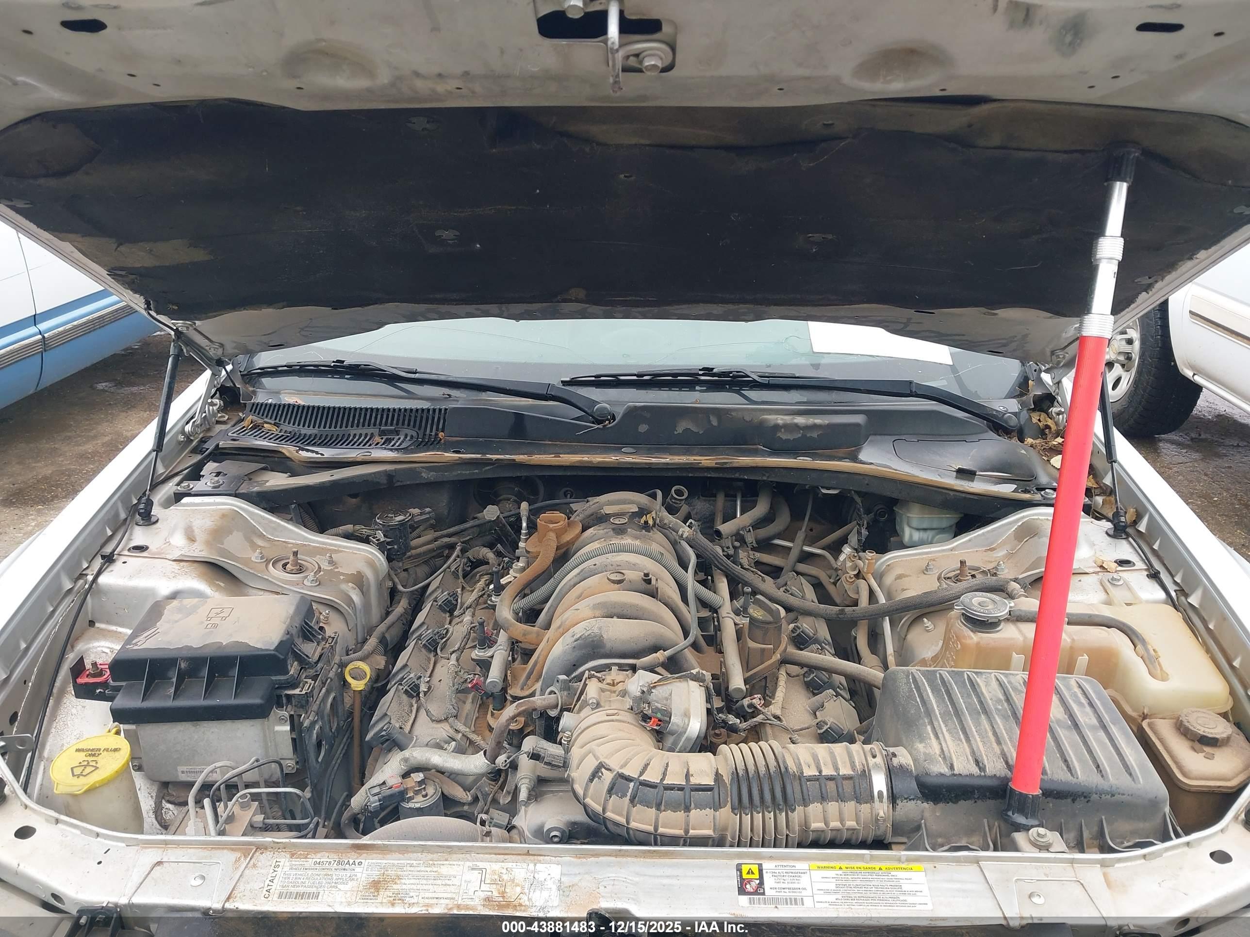 CHRYSLER 300C image 10