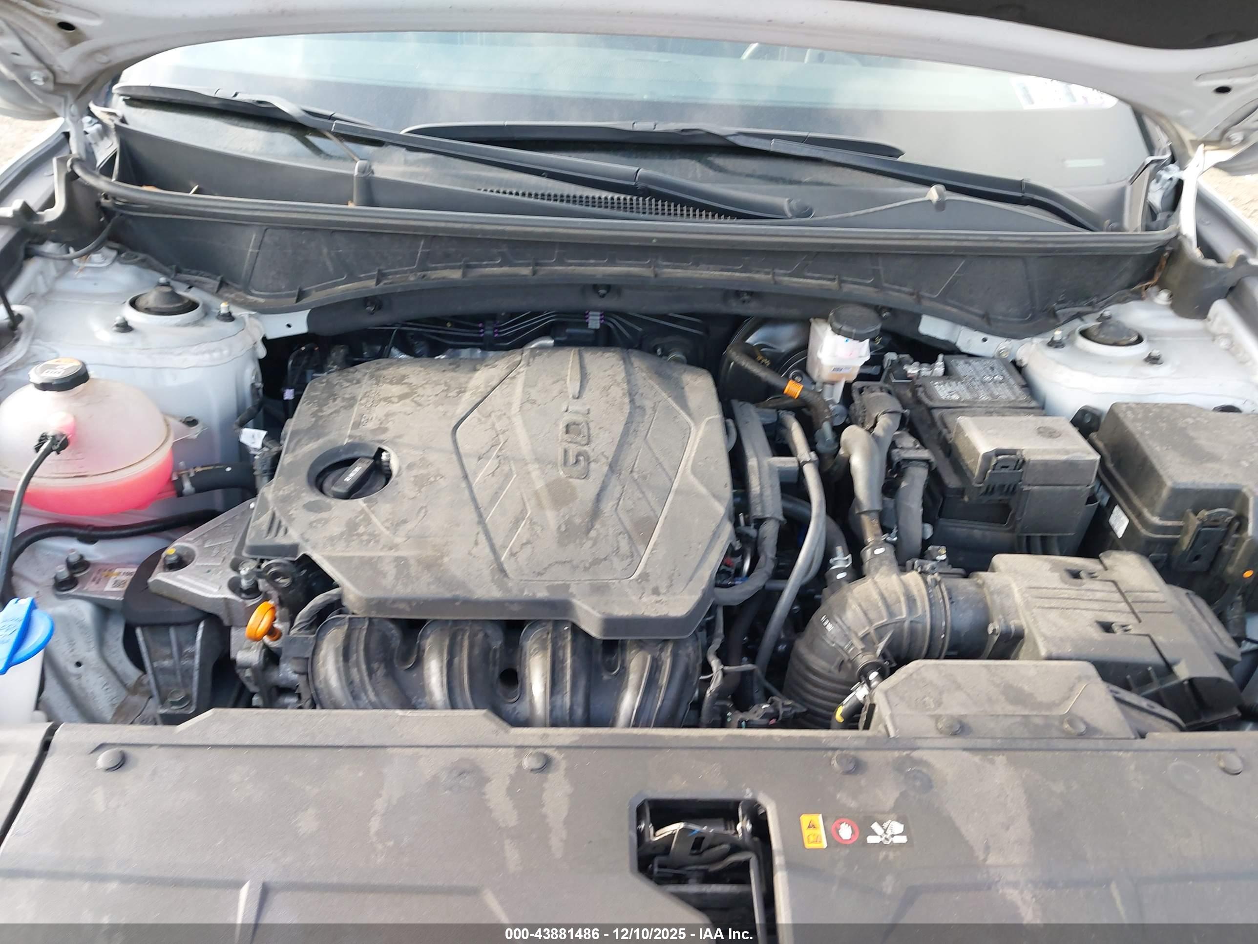 HYUNDAI TUCSON image 10