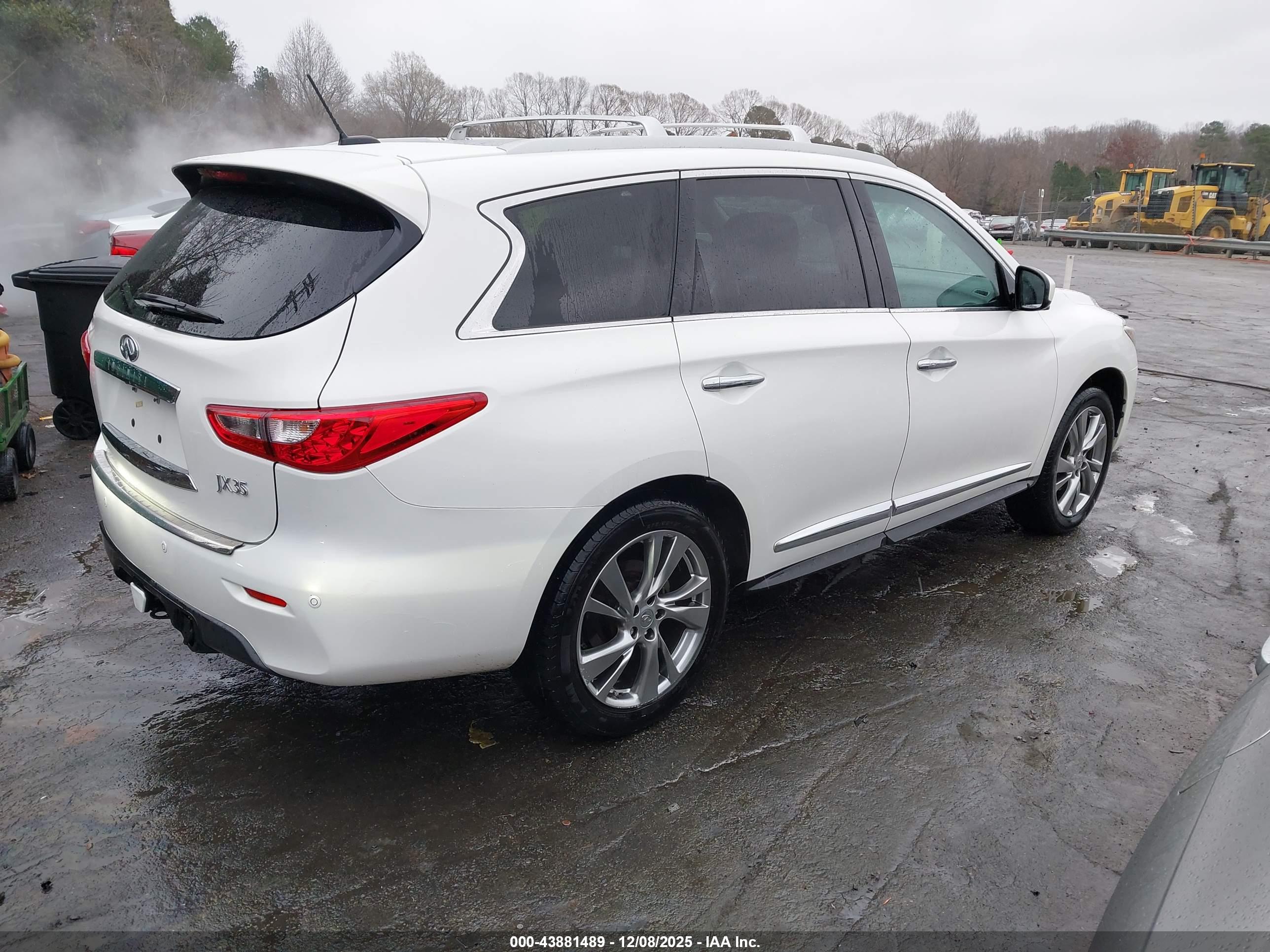 INFINITI JX35 image 4