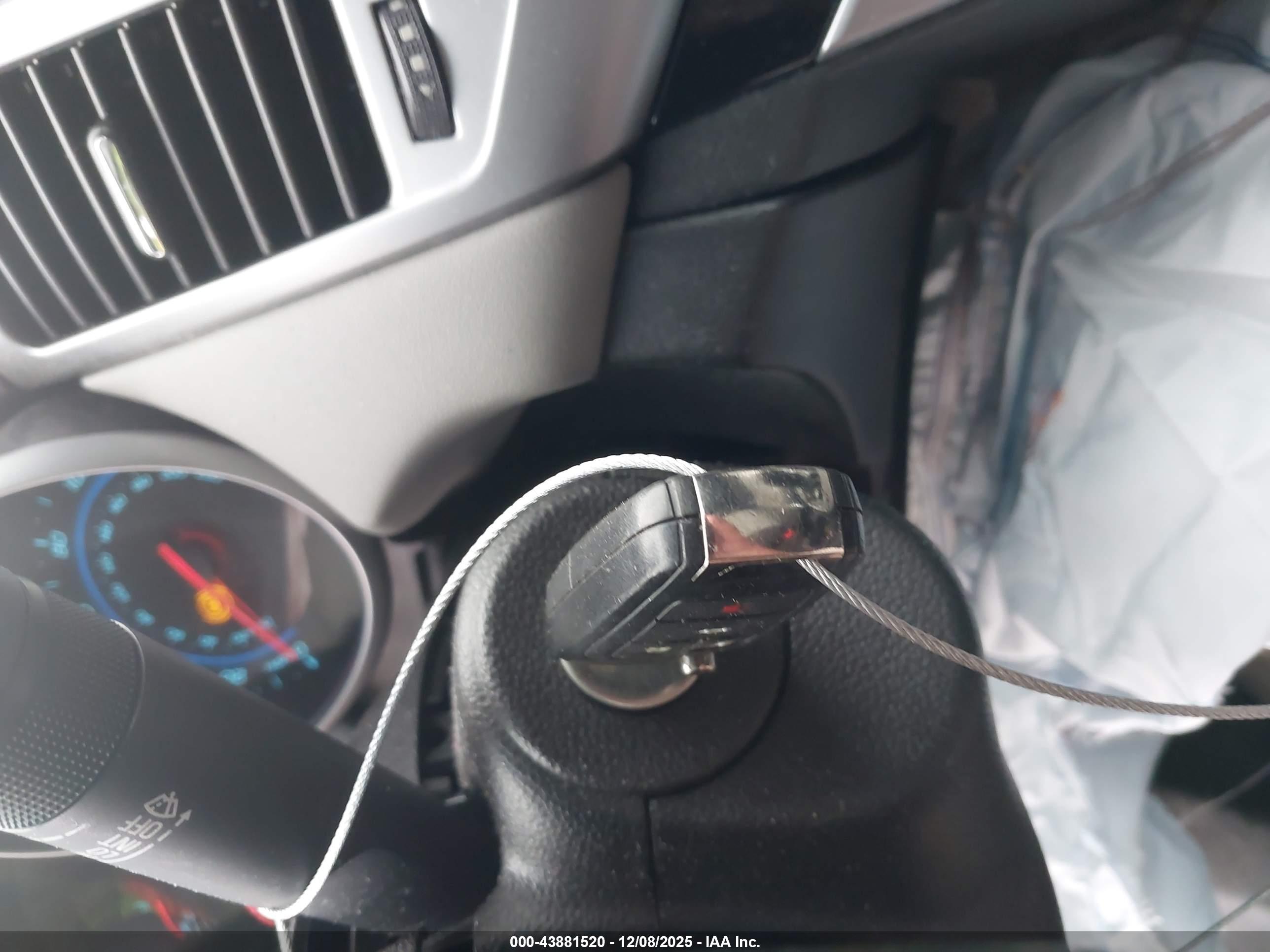 CHEVROLET CRUZE image 11