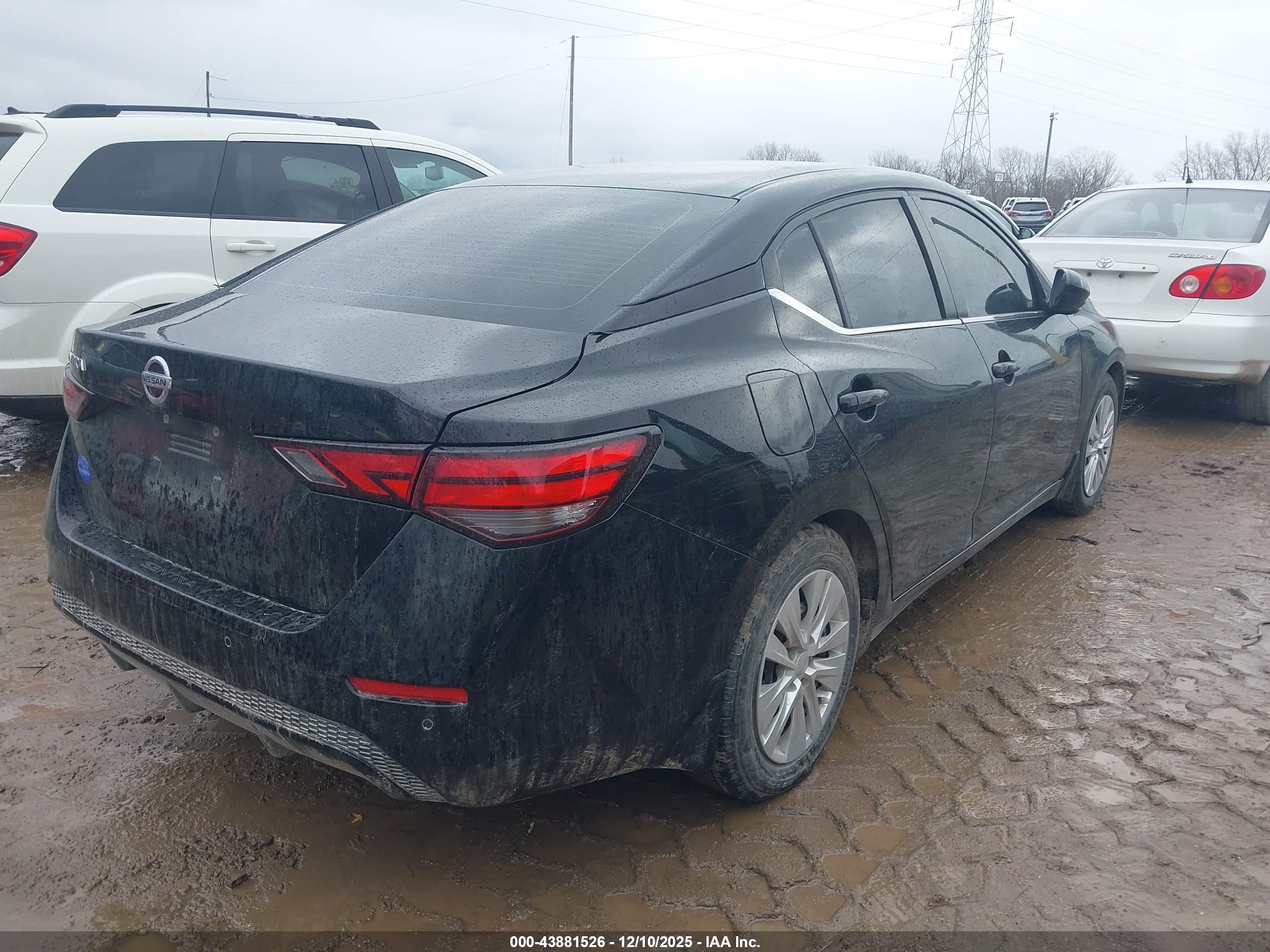 NISSAN SENTRA image 4