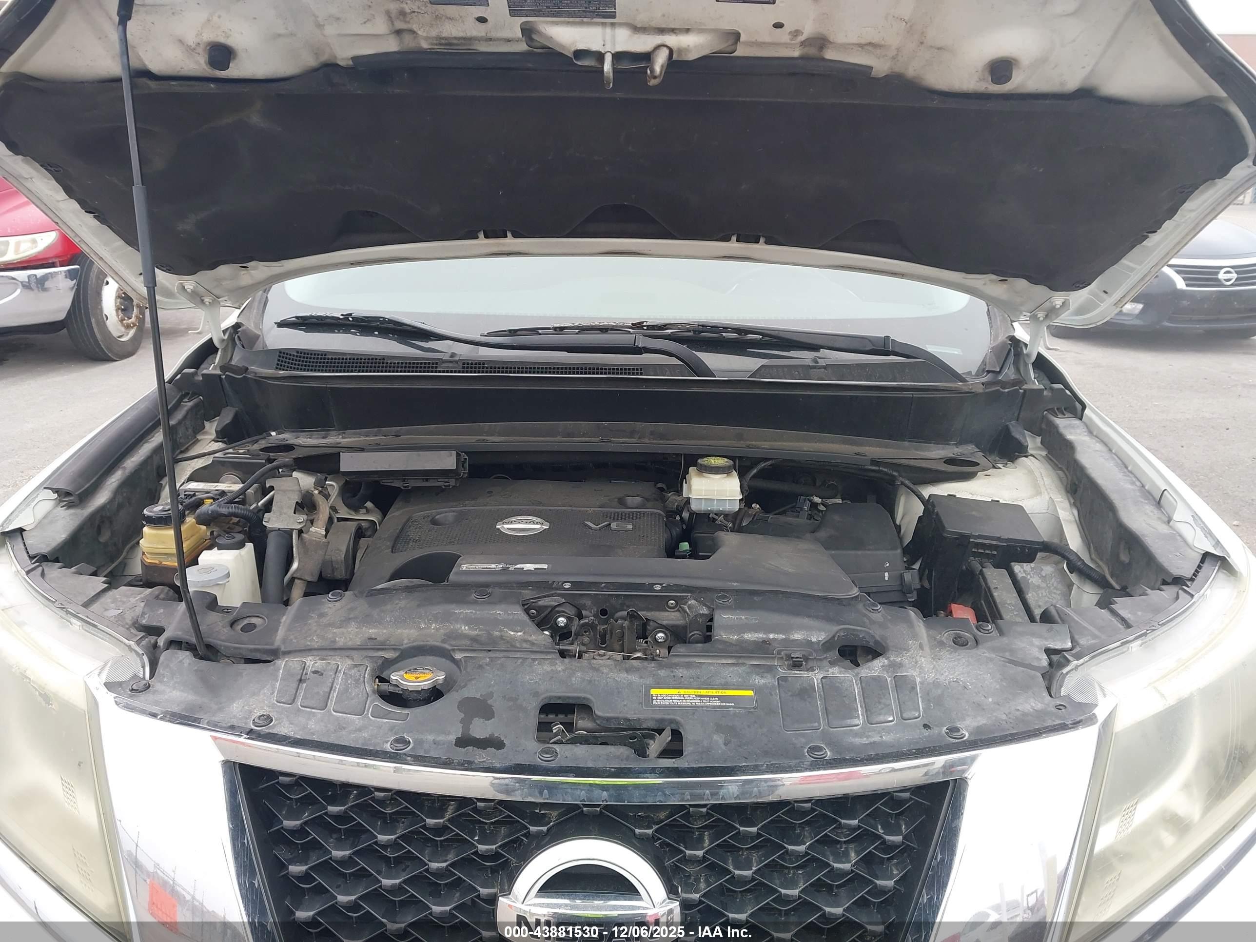 NISSAN PATHFINDER image 10