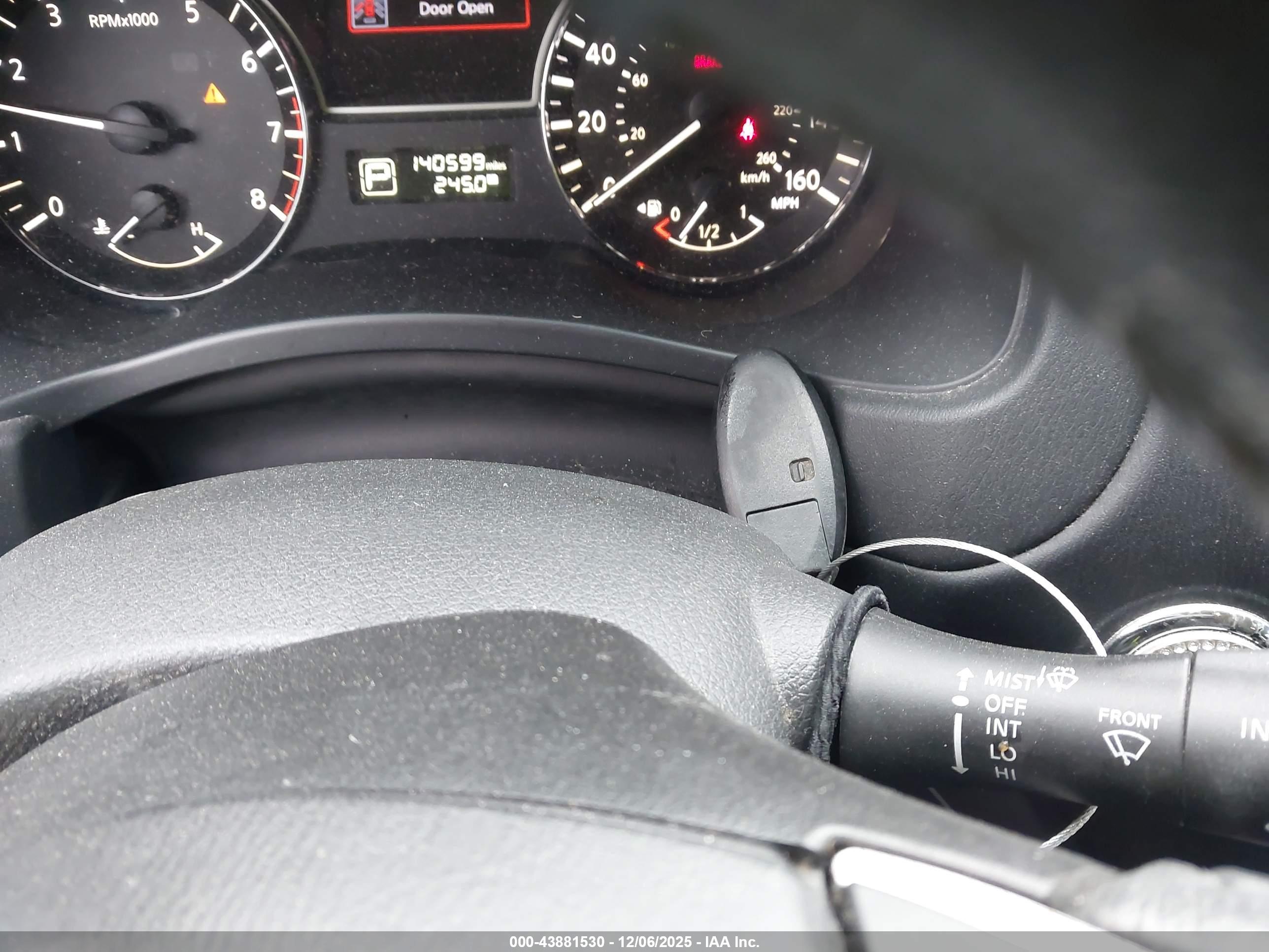 NISSAN PATHFINDER image 11