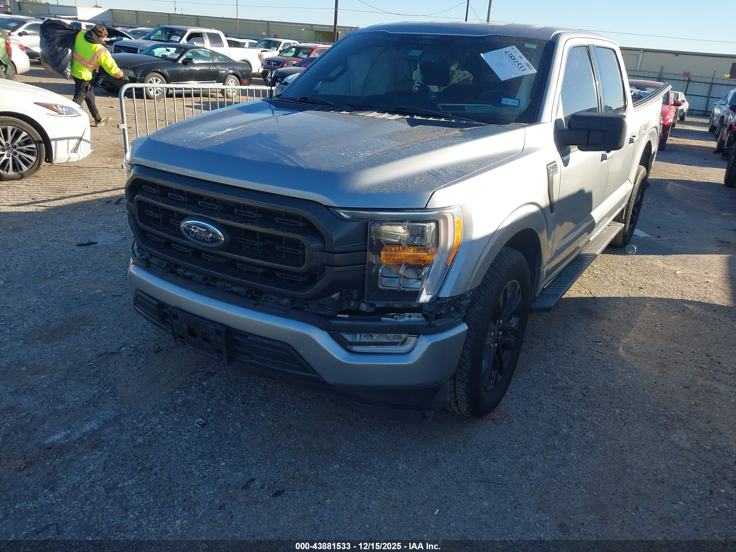 FORD F-150 image 2