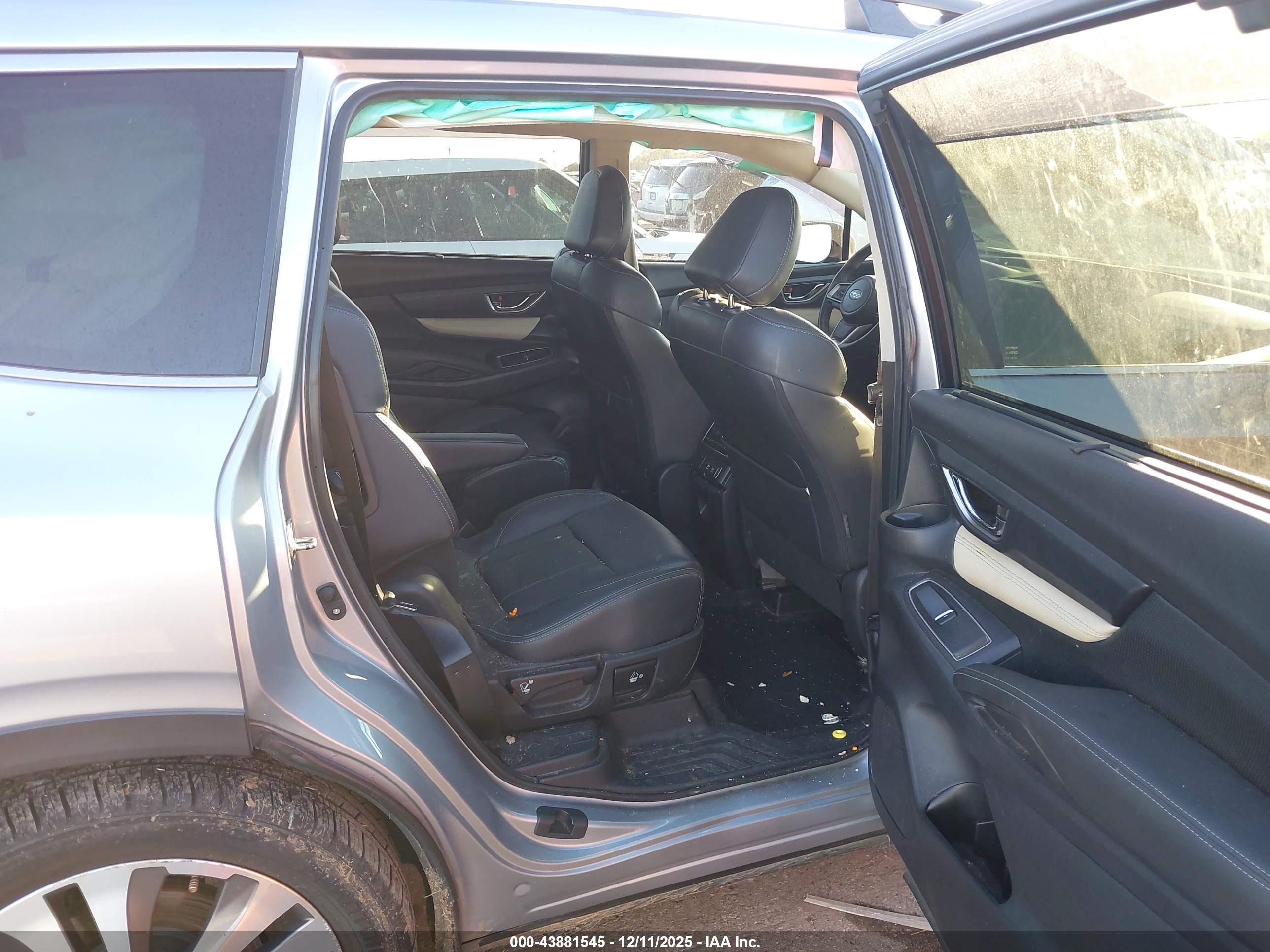 SUBARU ASCENT image 8