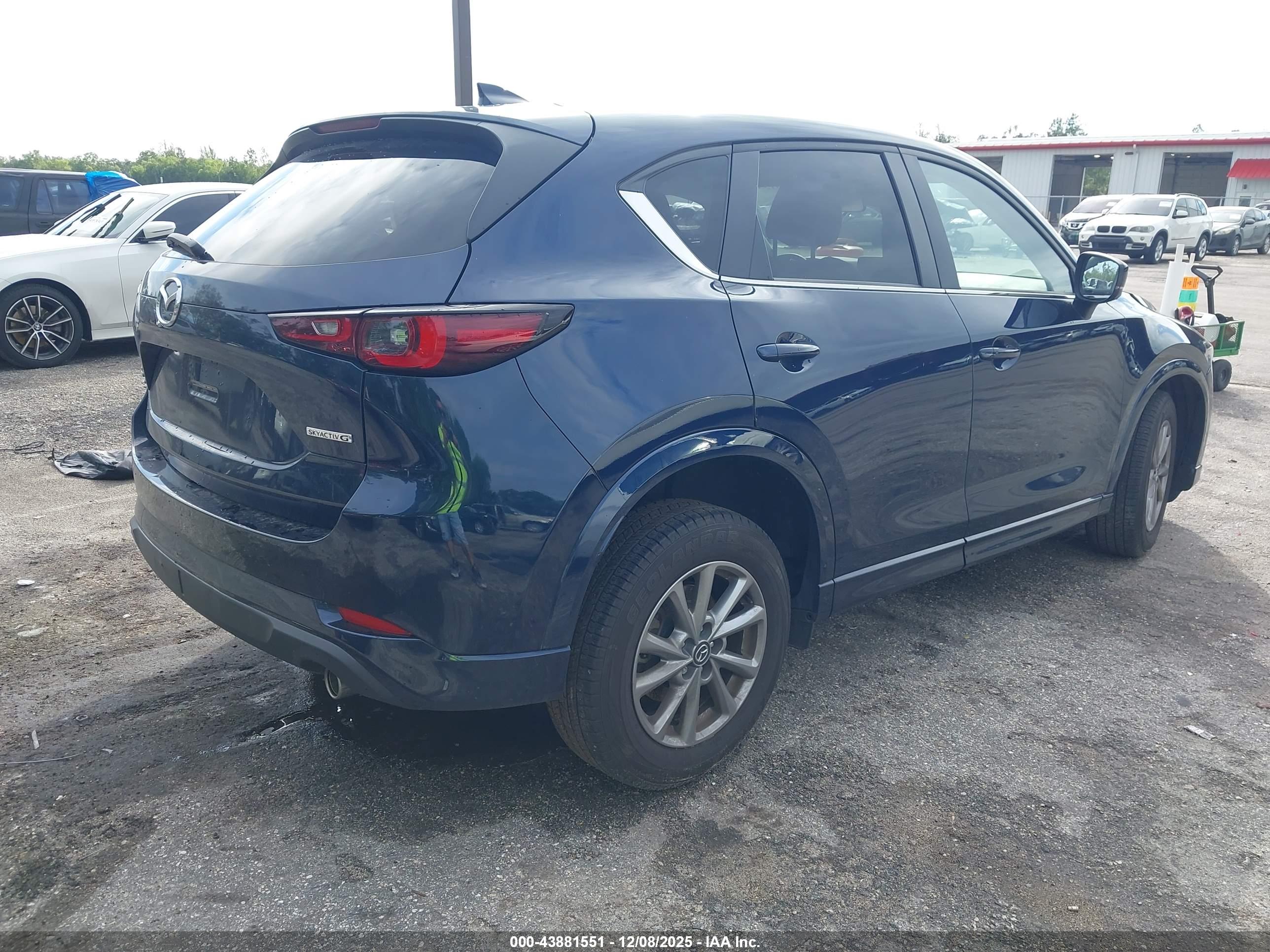 MAZDA CX-5 image 4