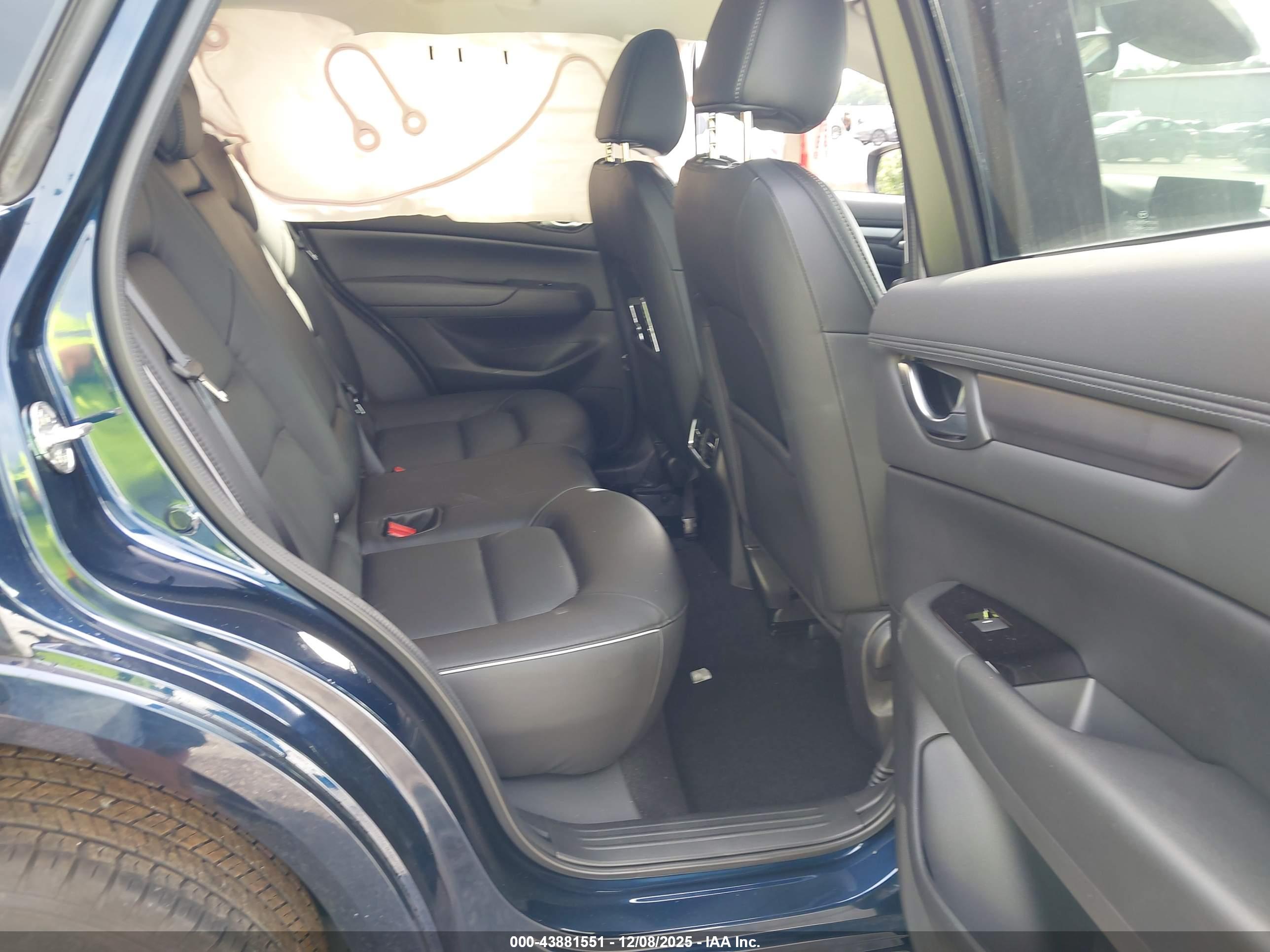 MAZDA CX-5 image 8