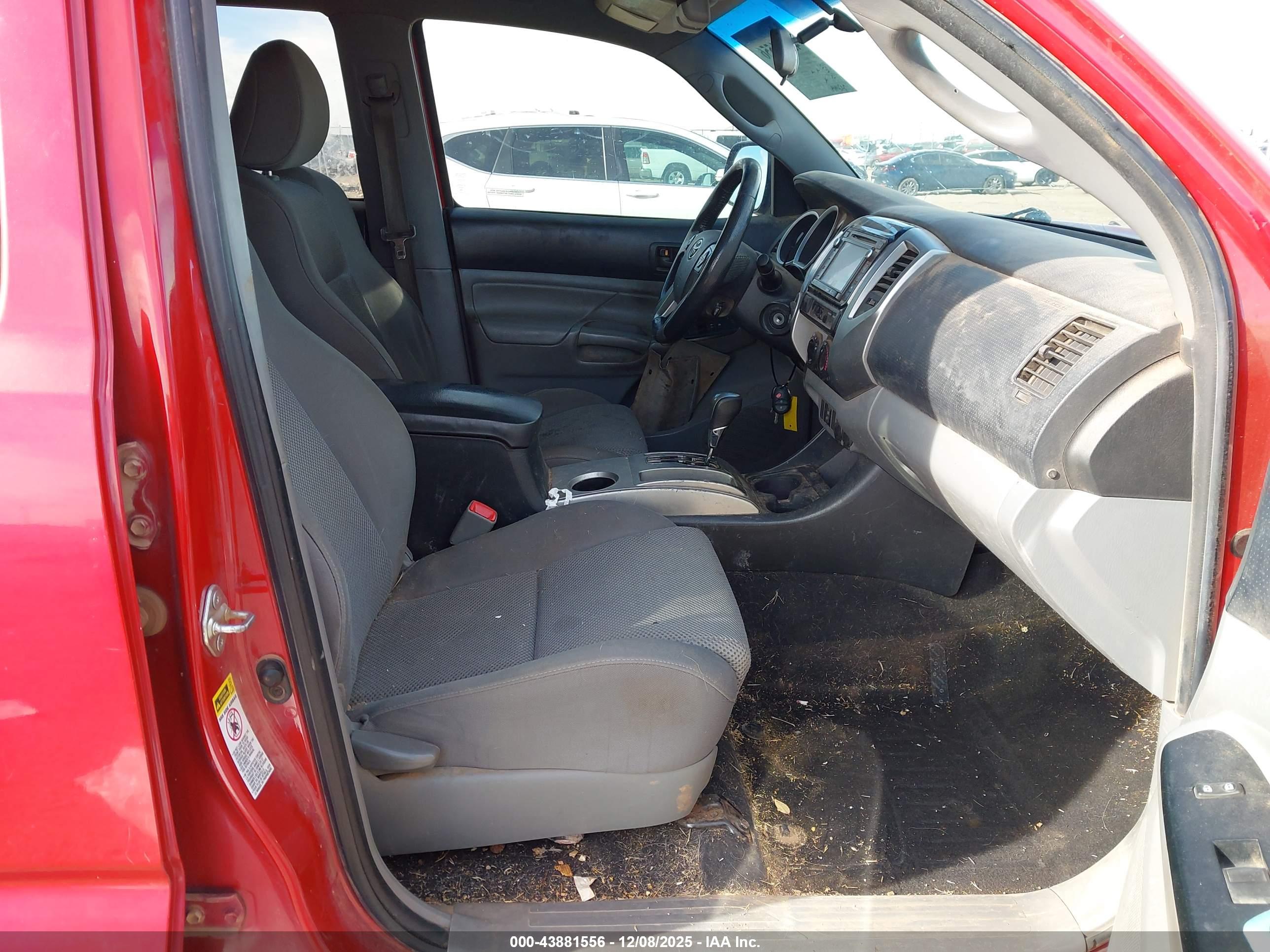 TOYOTA TACOMA image 5
