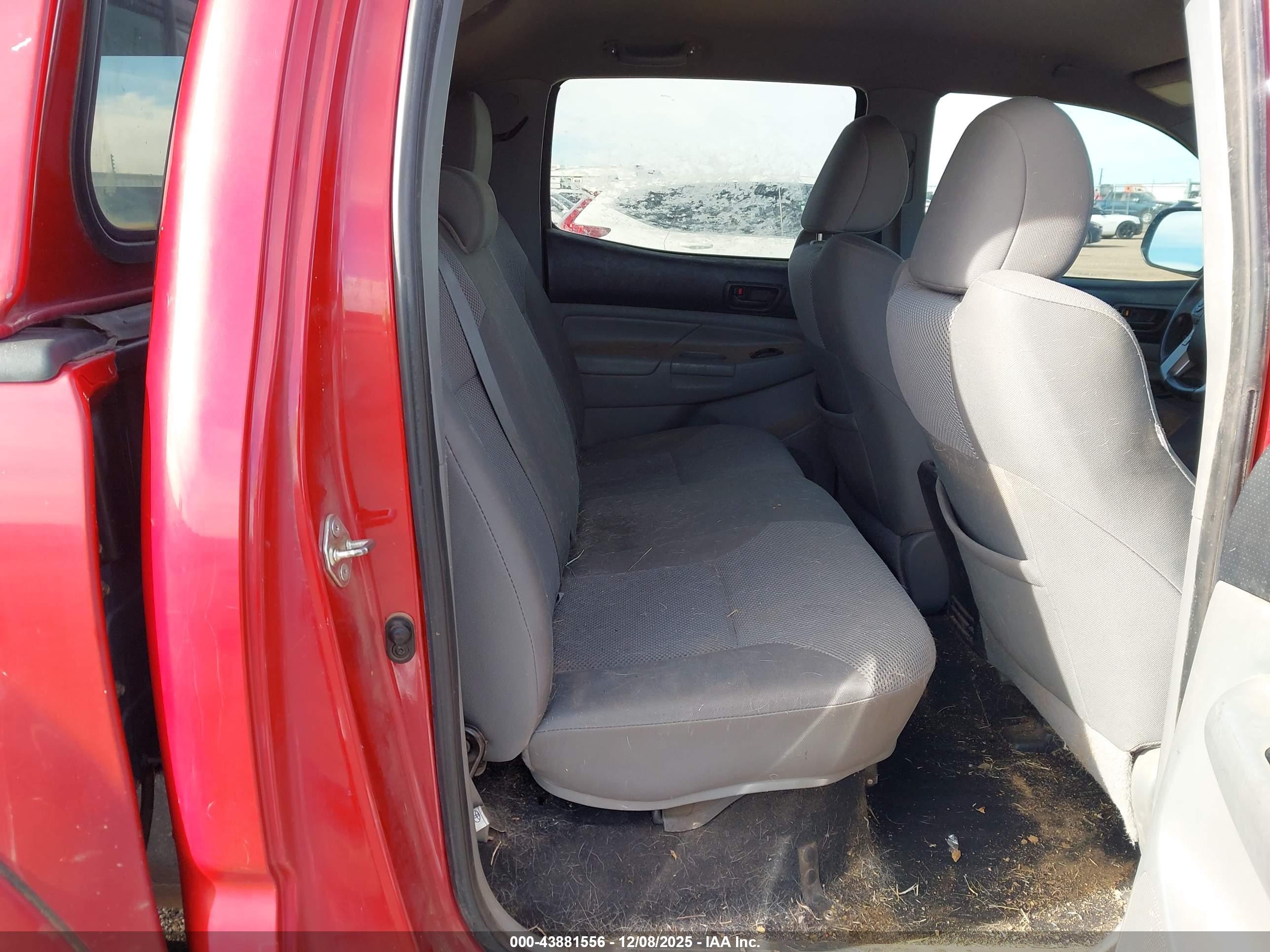 TOYOTA TACOMA image 8