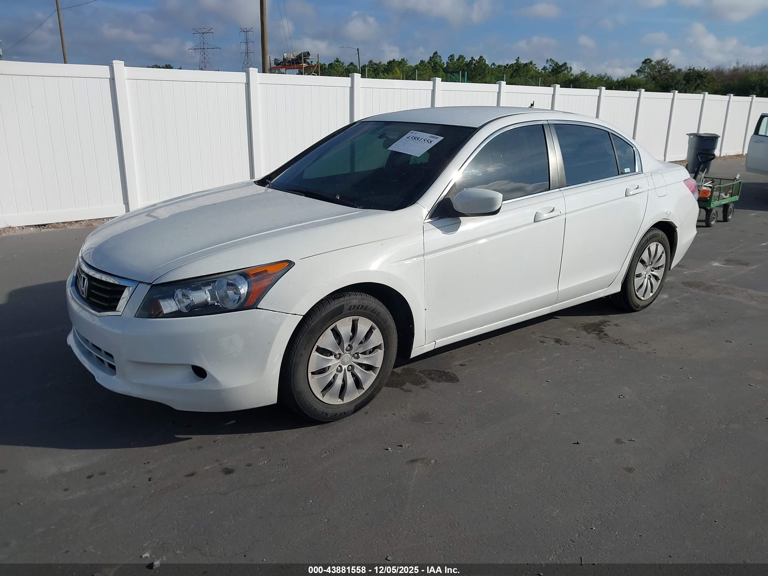 HONDA ACCORD image 2