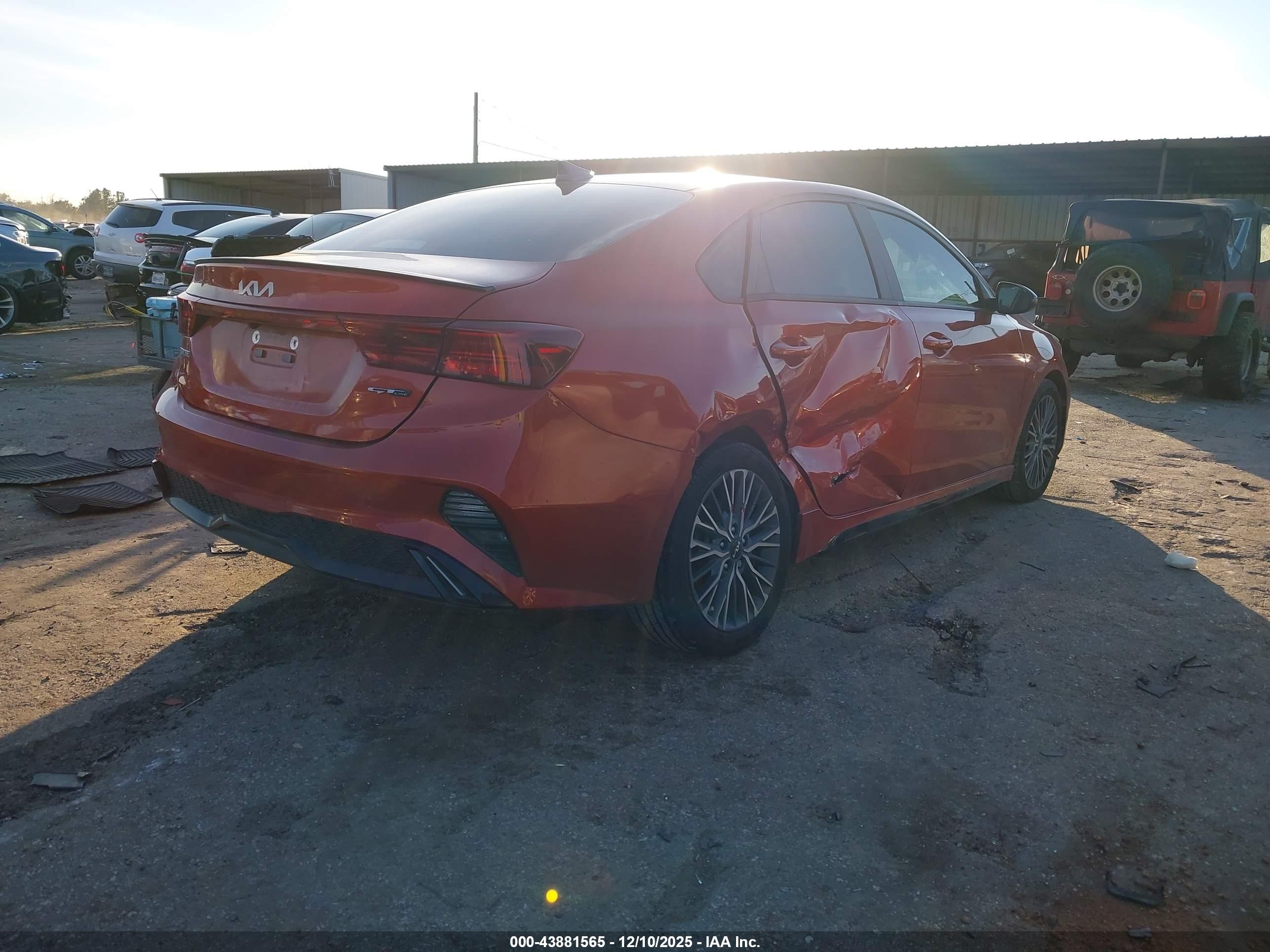 KIA FORTE image 4
