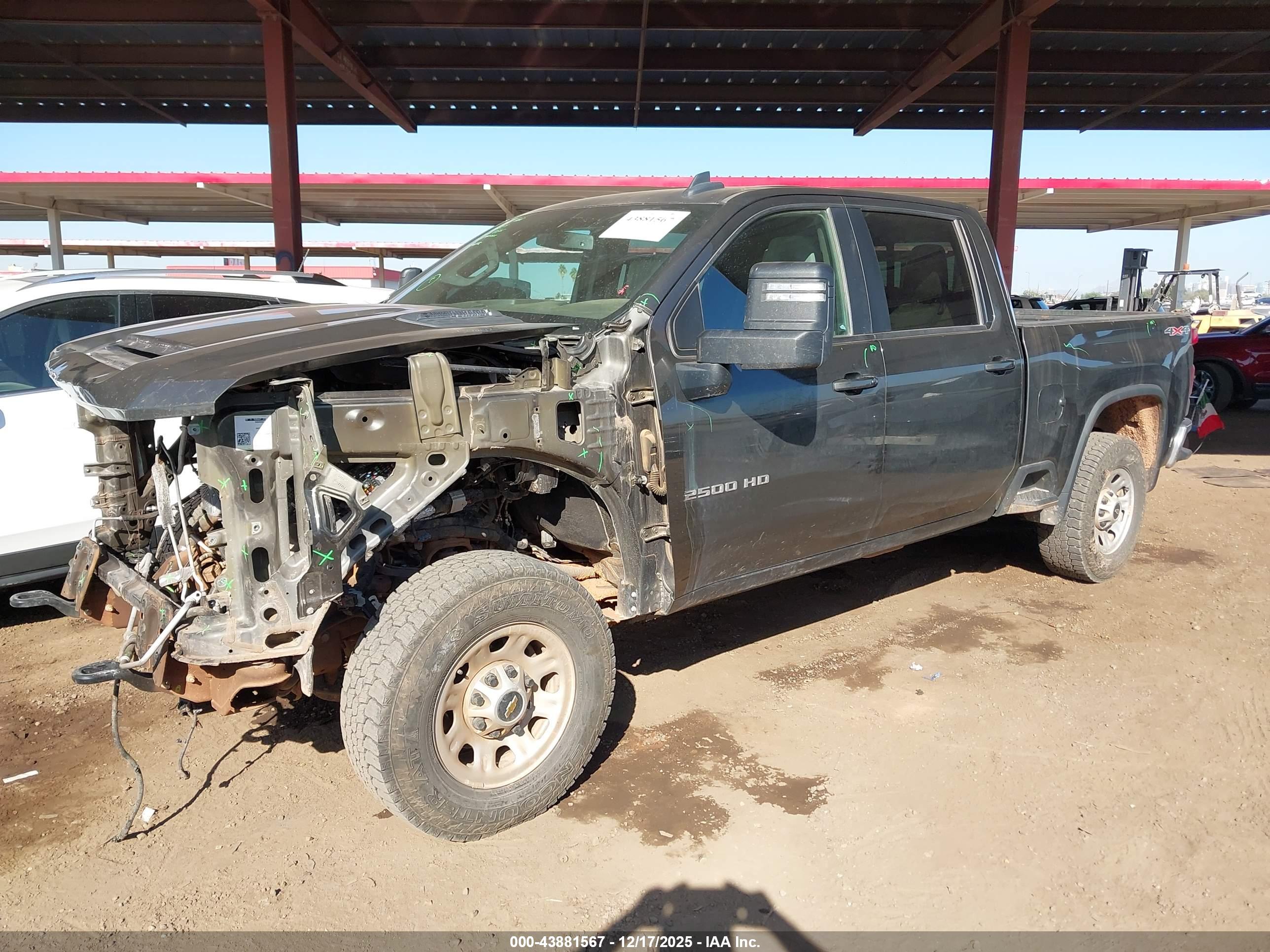 CHEVROLET SILVERADO image 2