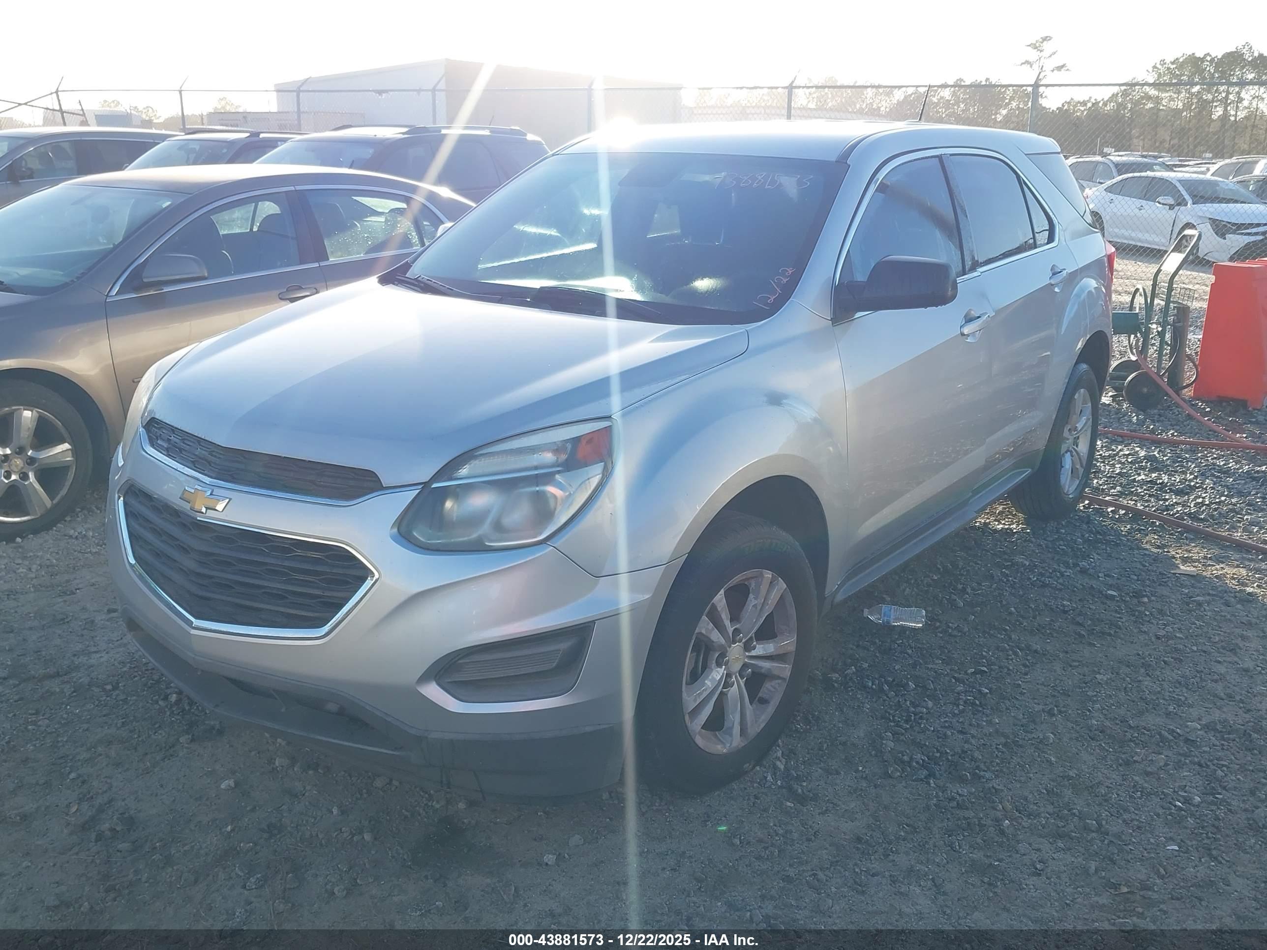 CHEVROLET EQUINOX image 2