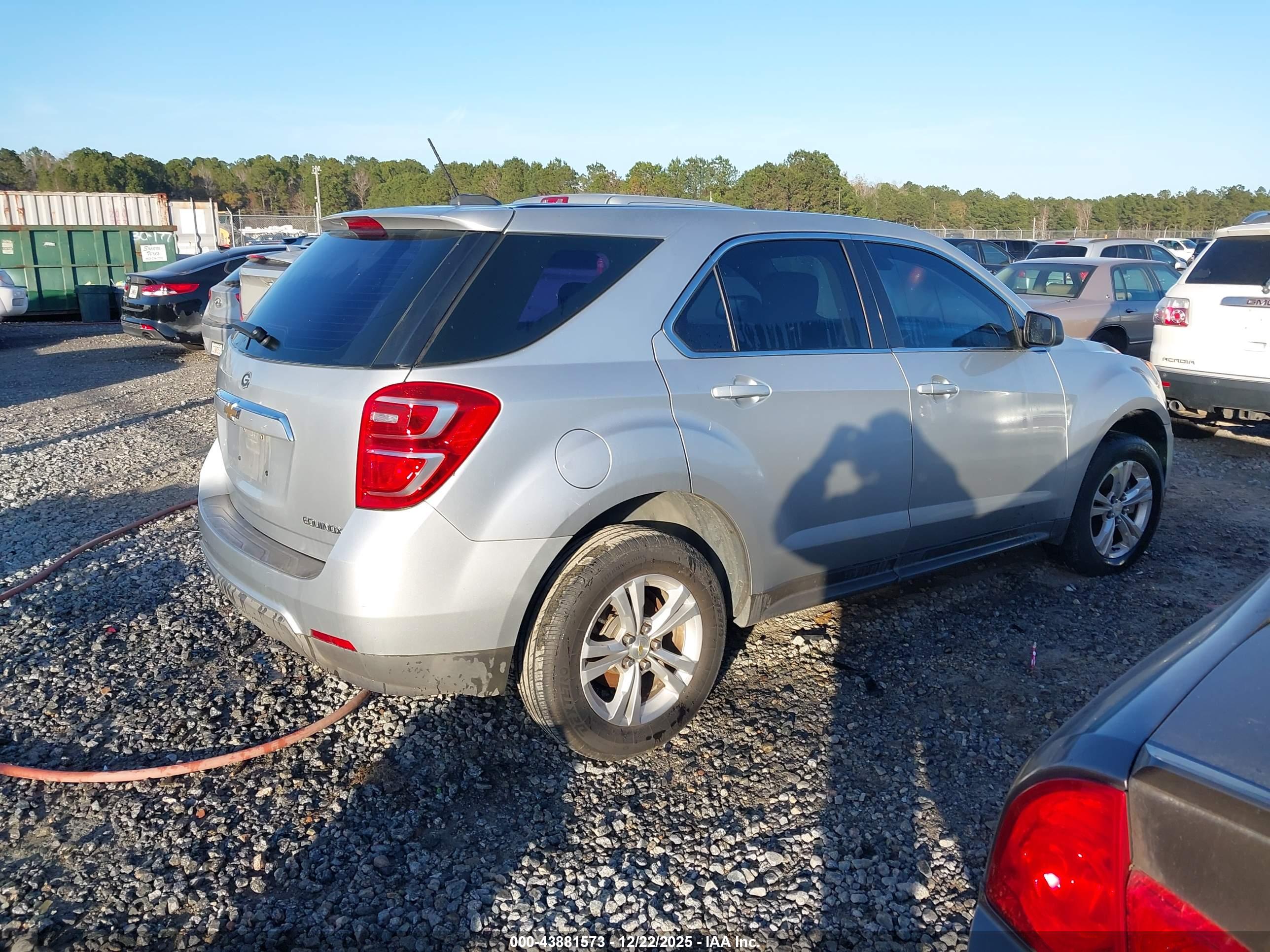 CHEVROLET EQUINOX image 4