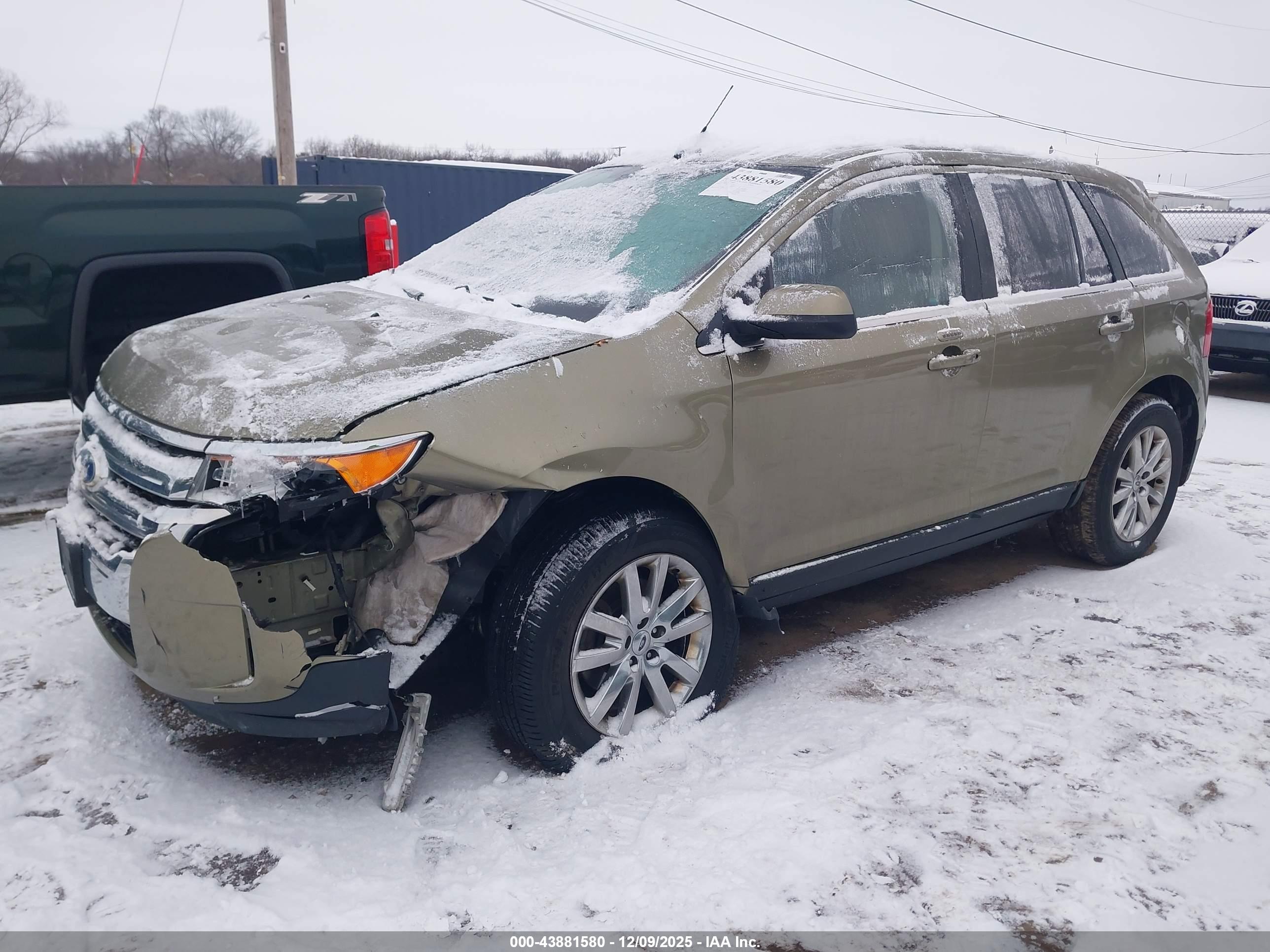 FORD EDGE image 2