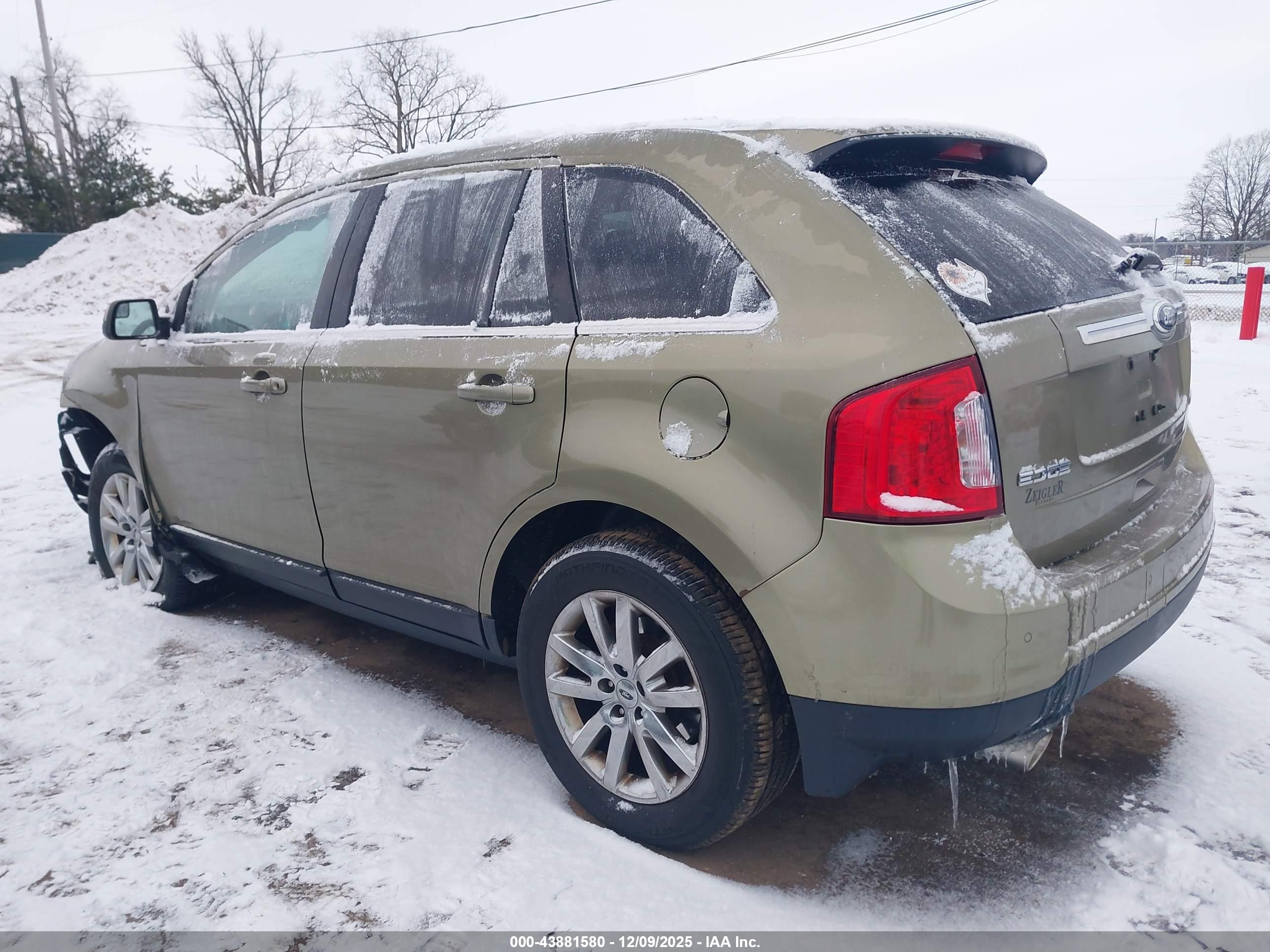 FORD EDGE image 3