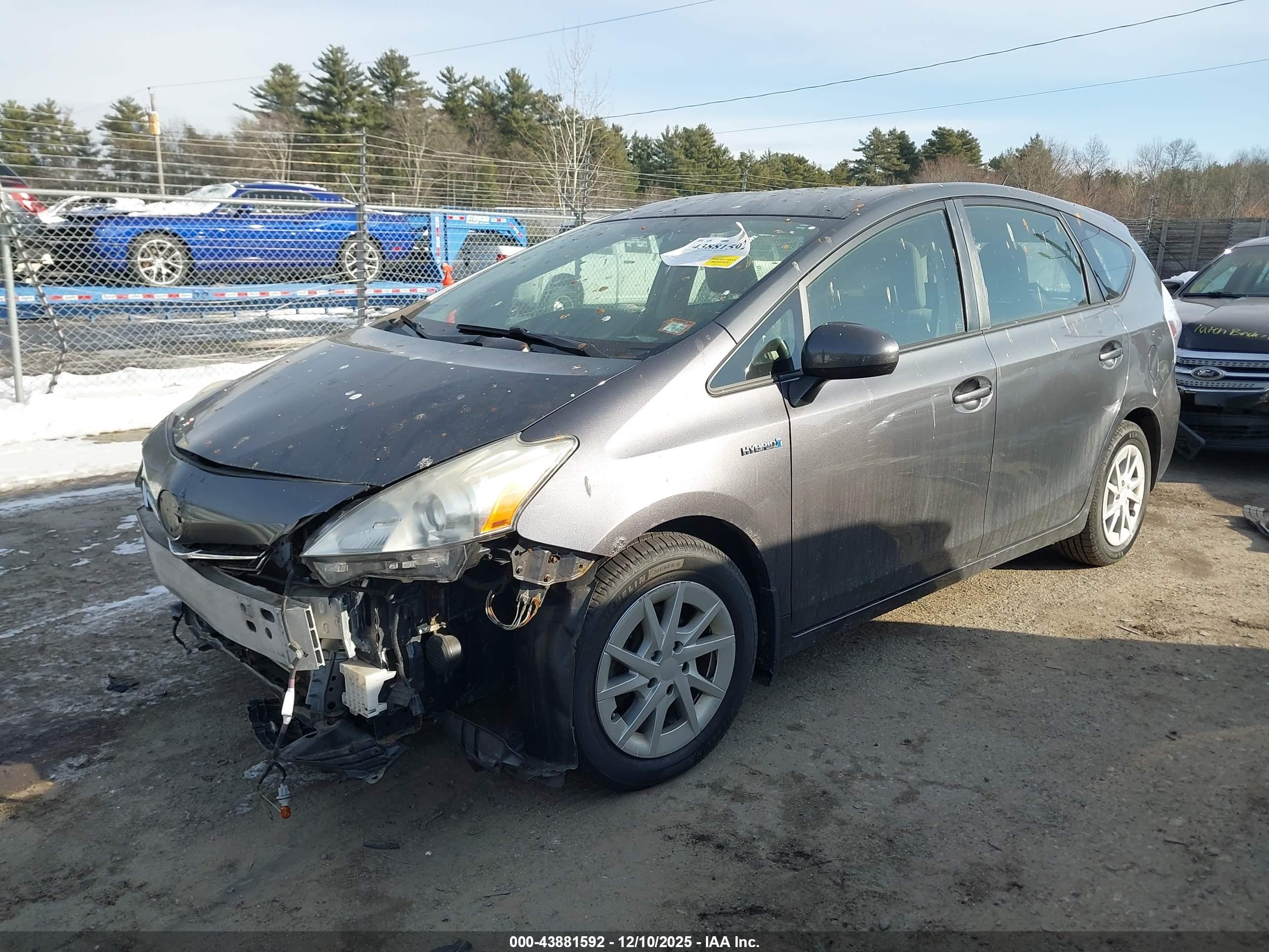 TOYOTA PRIUS image 2