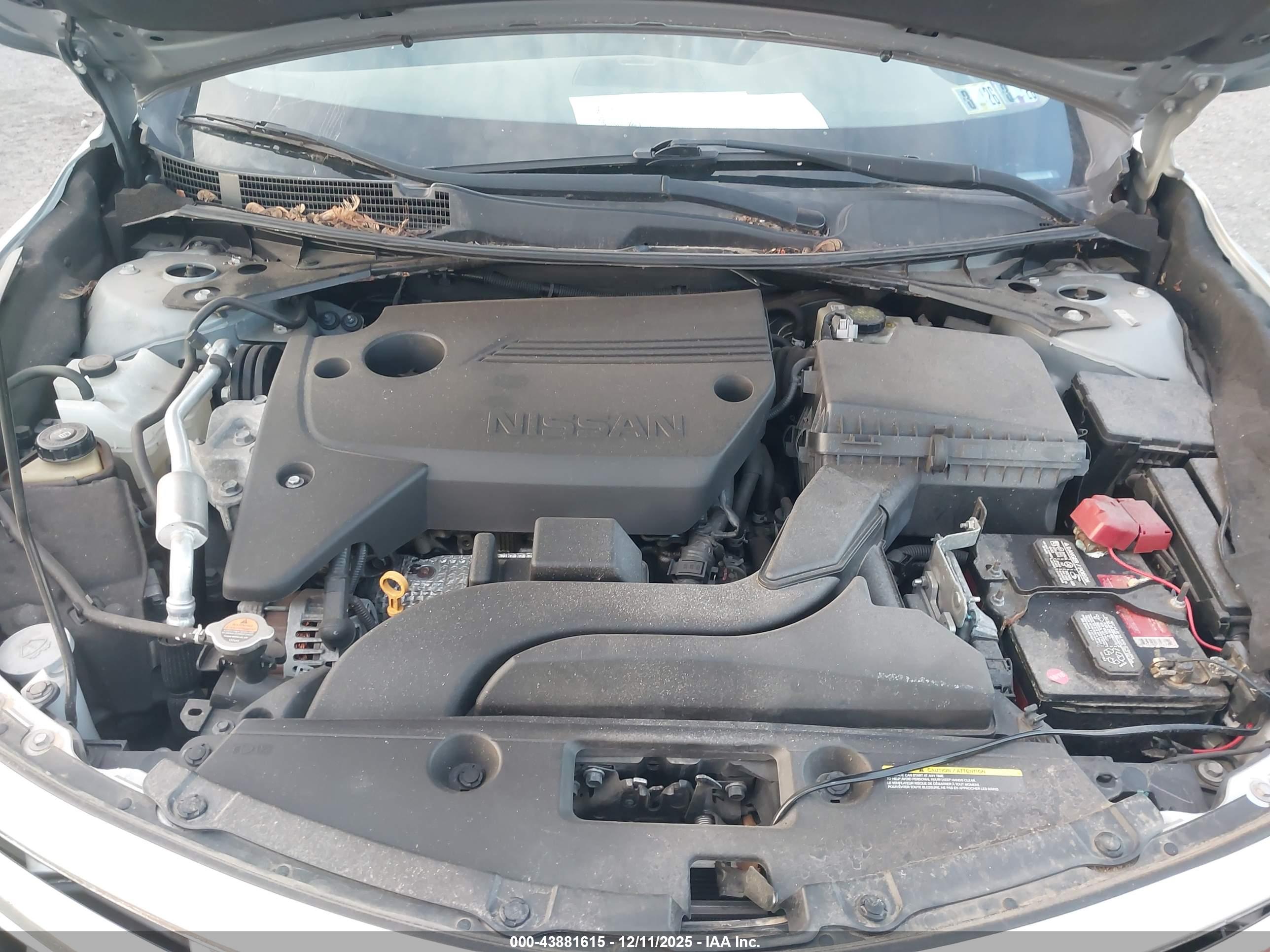 NISSAN ALTIMA image 10