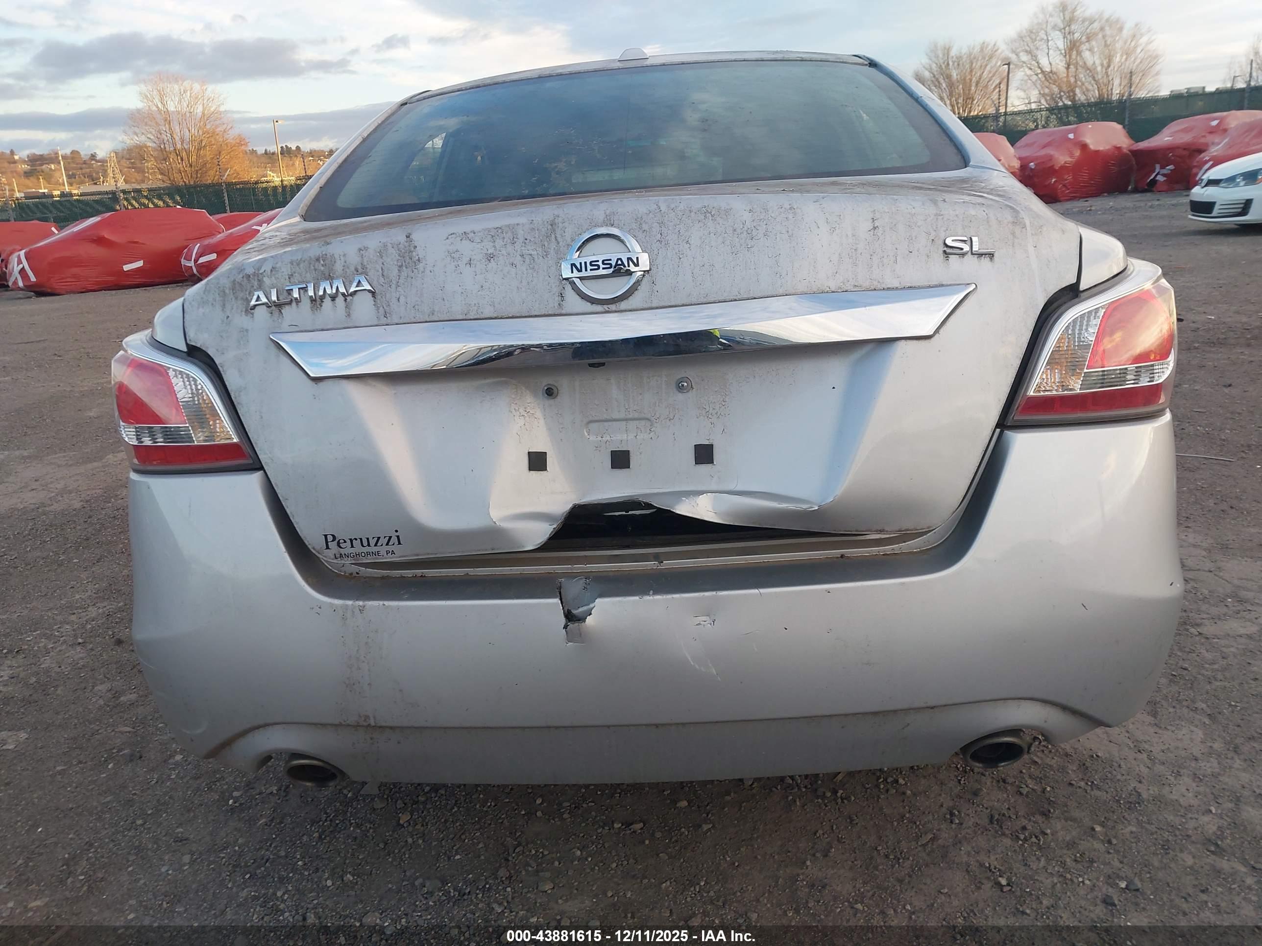NISSAN ALTIMA image 6