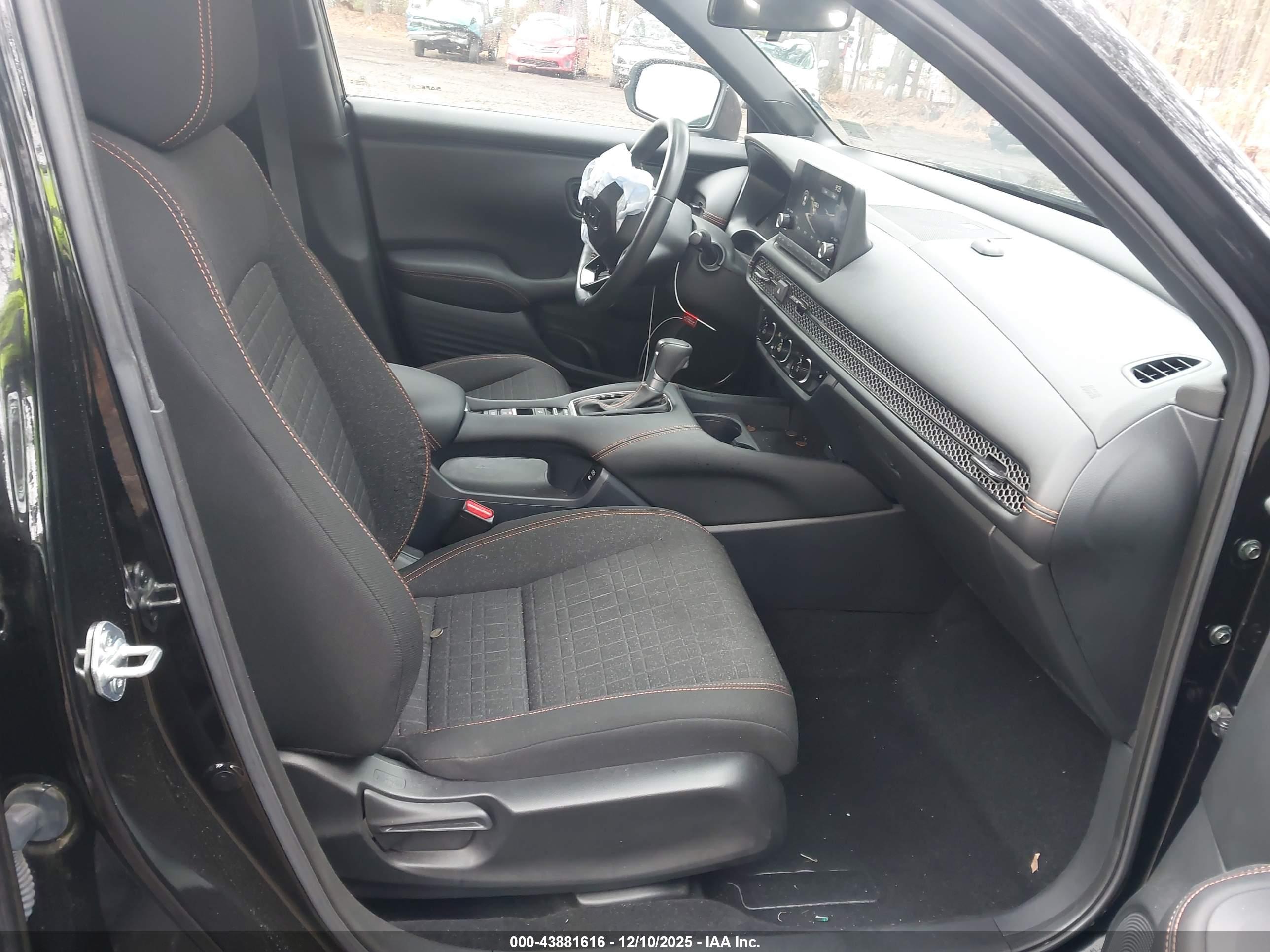 HONDA HR-V image 5