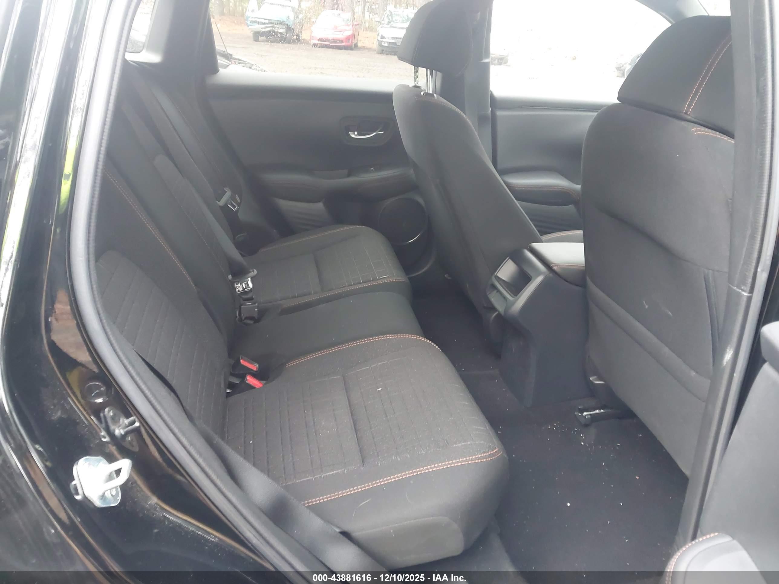 HONDA HR-V image 8