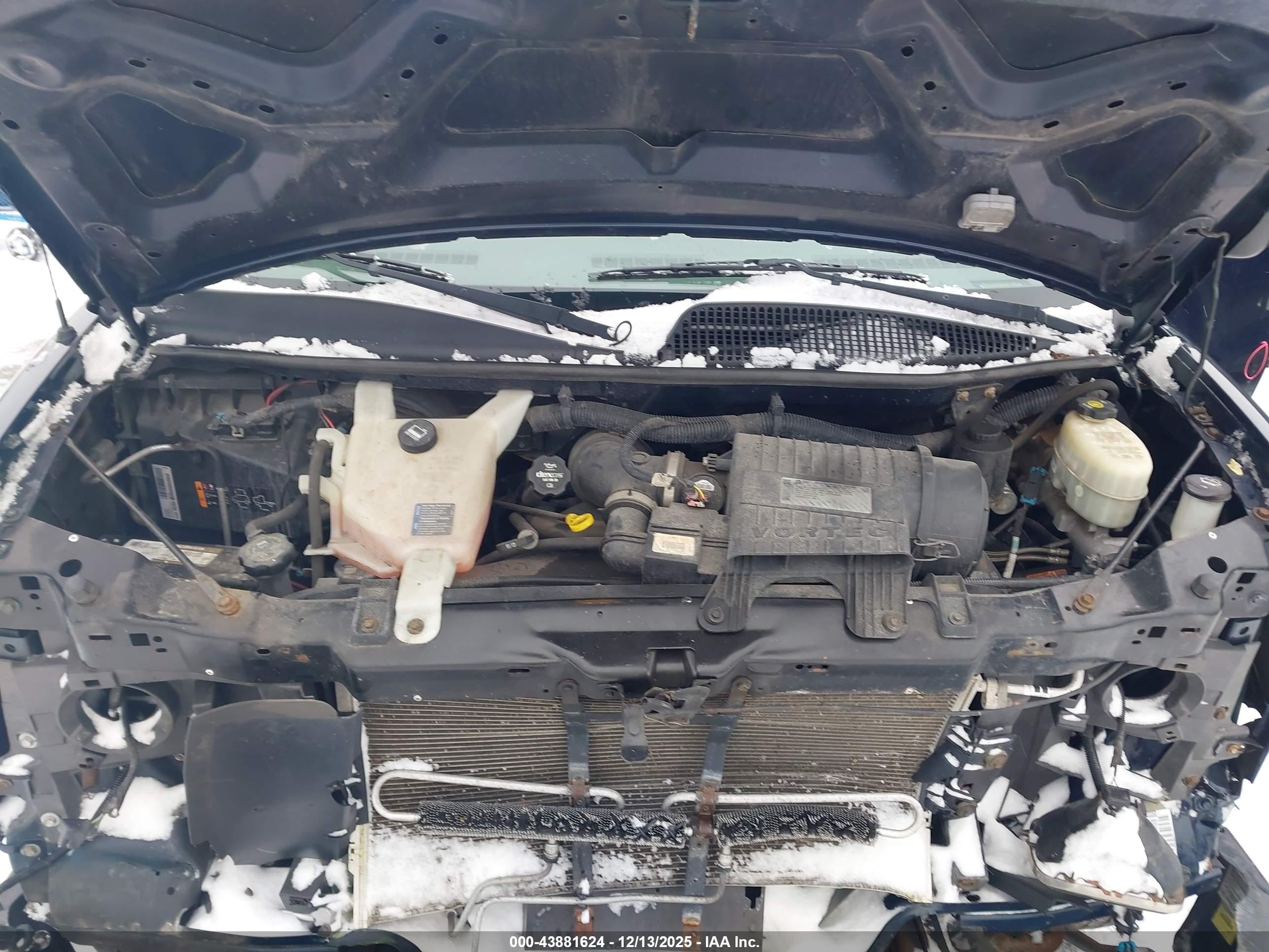 CHEVROLET EXPRESS image 10